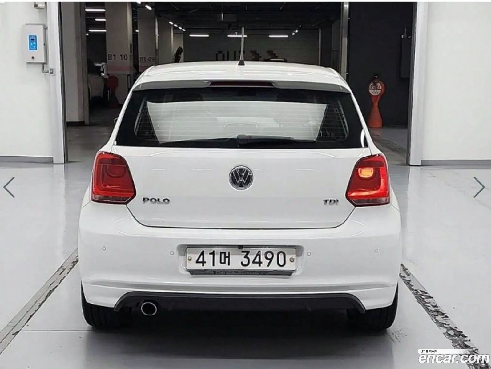 Volkswagen Polo 16 Tdi R-Line 5Th Generation - фотография 12401348