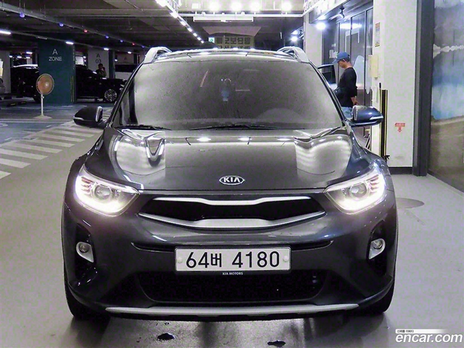 Kia Stonic 14 Trendy - фотография 14034743