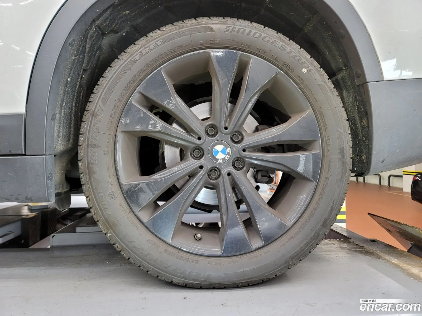 BMW X1 F48 xDrive 18D Advantage - фотография 1118372