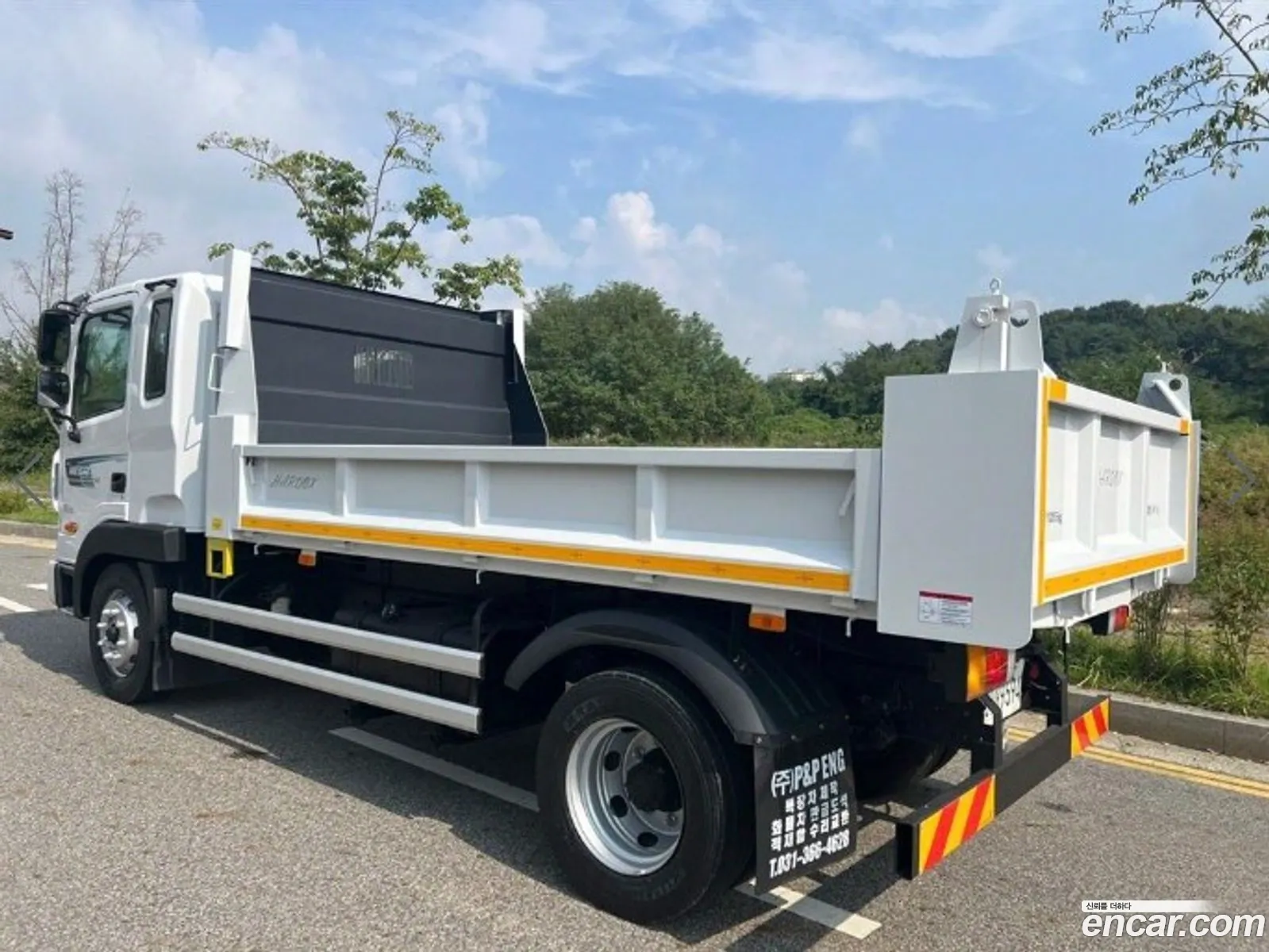 Hyundai Mega Truck Dump 5 Ton Sup - фотография 13556672