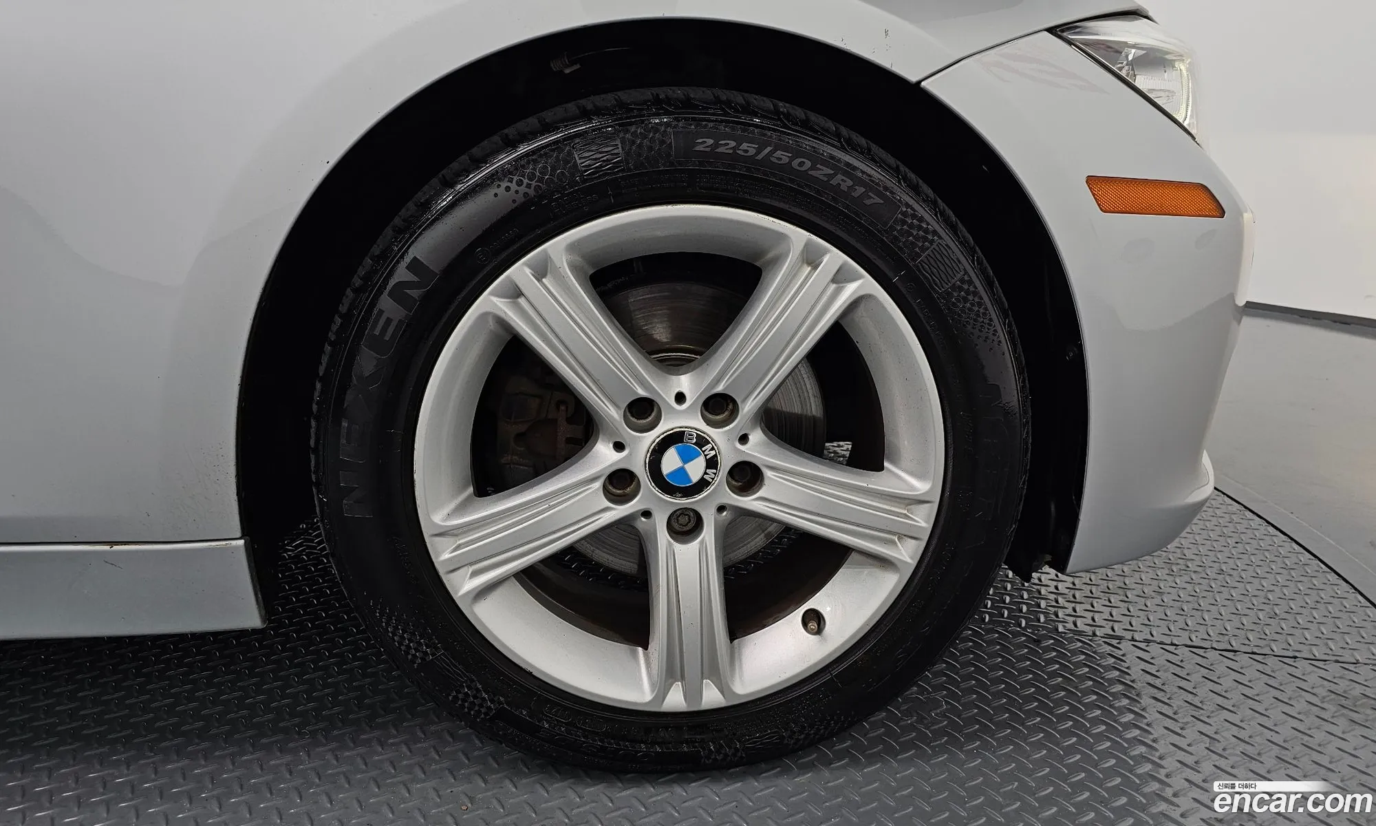 BMW 3 Series F30 320D - фотография 1133260