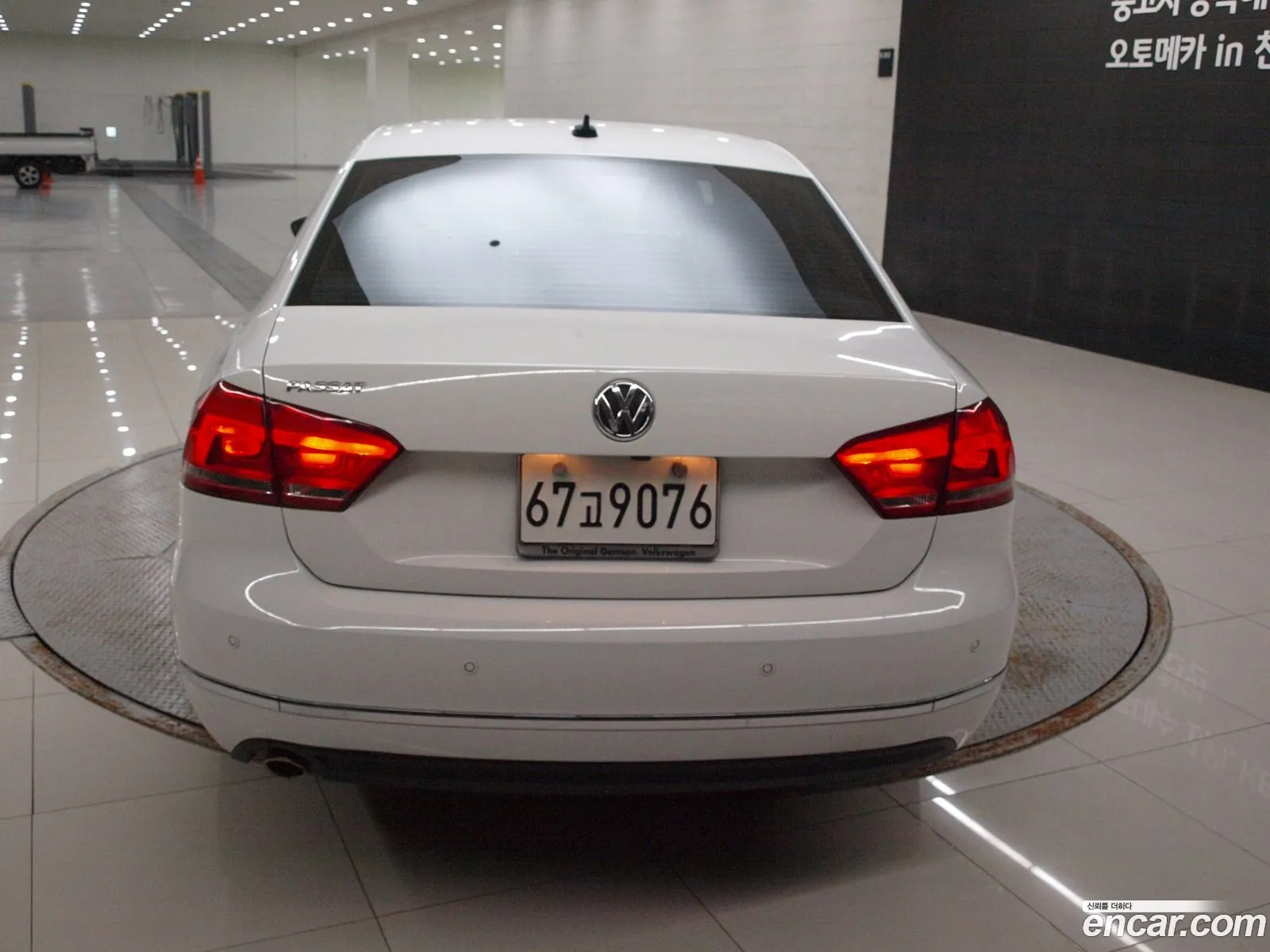 Volkswagen The New Passat 25 B7 - фотография 12393014