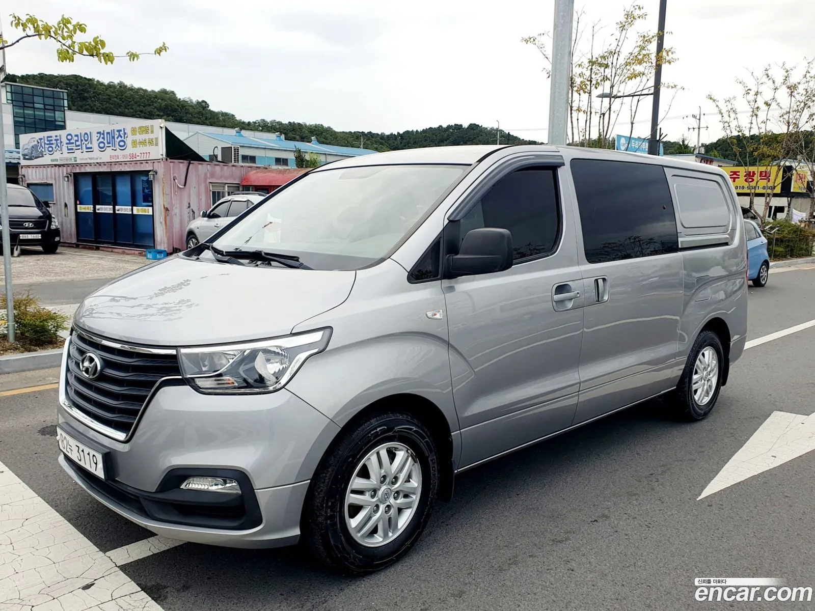 Hyundai The New Grand Starex Van 5-Seater Smart - фотография 14129434