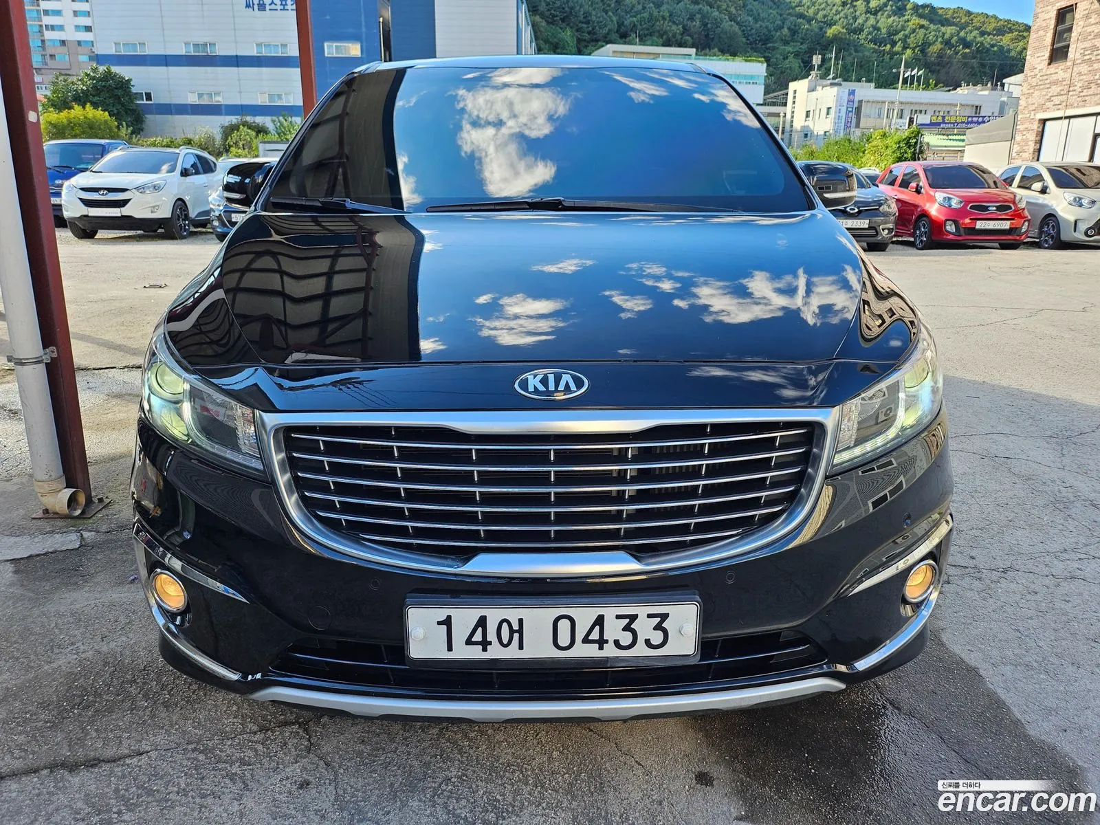 Kia All New Carnival 9-Seater Prestige - фотография 13441585