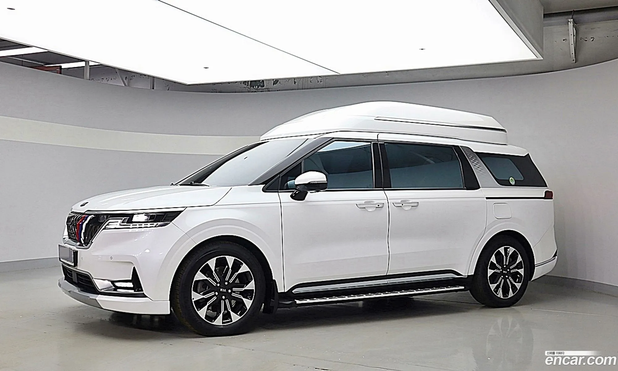 Kia Carnival 4Th Generation 7-Seater High Limousine Signature - фотография 13467043