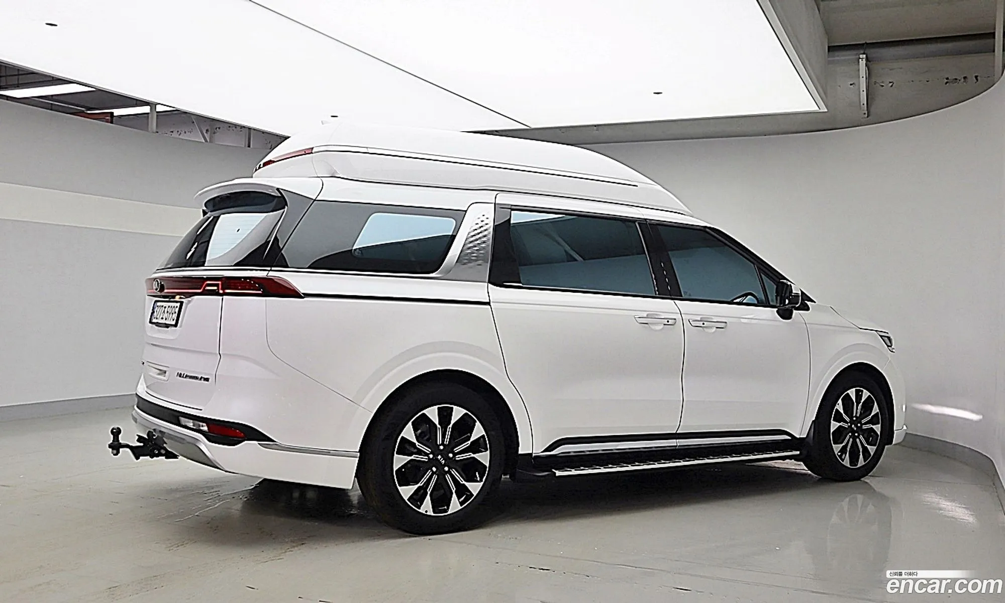Kia Carnival 4Th Generation 7-Seater High Limousine Signature - фотография 13467045