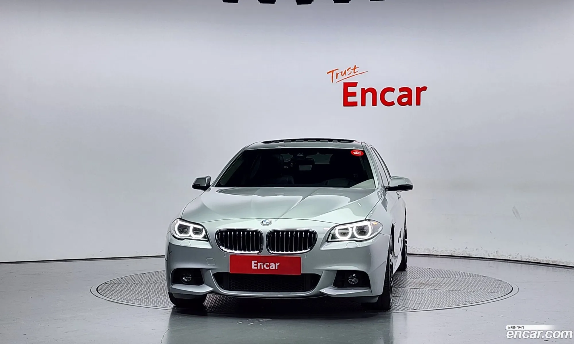 BMW 5 Series F10 520D xDrive M Aerodynamics - фотография 13496443