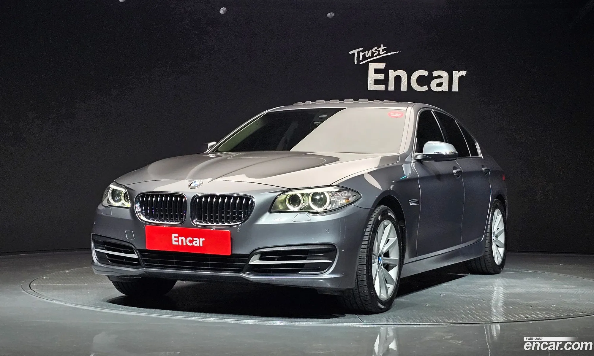 BMW 5 Series F10 528I xDrive - фотография 13496429