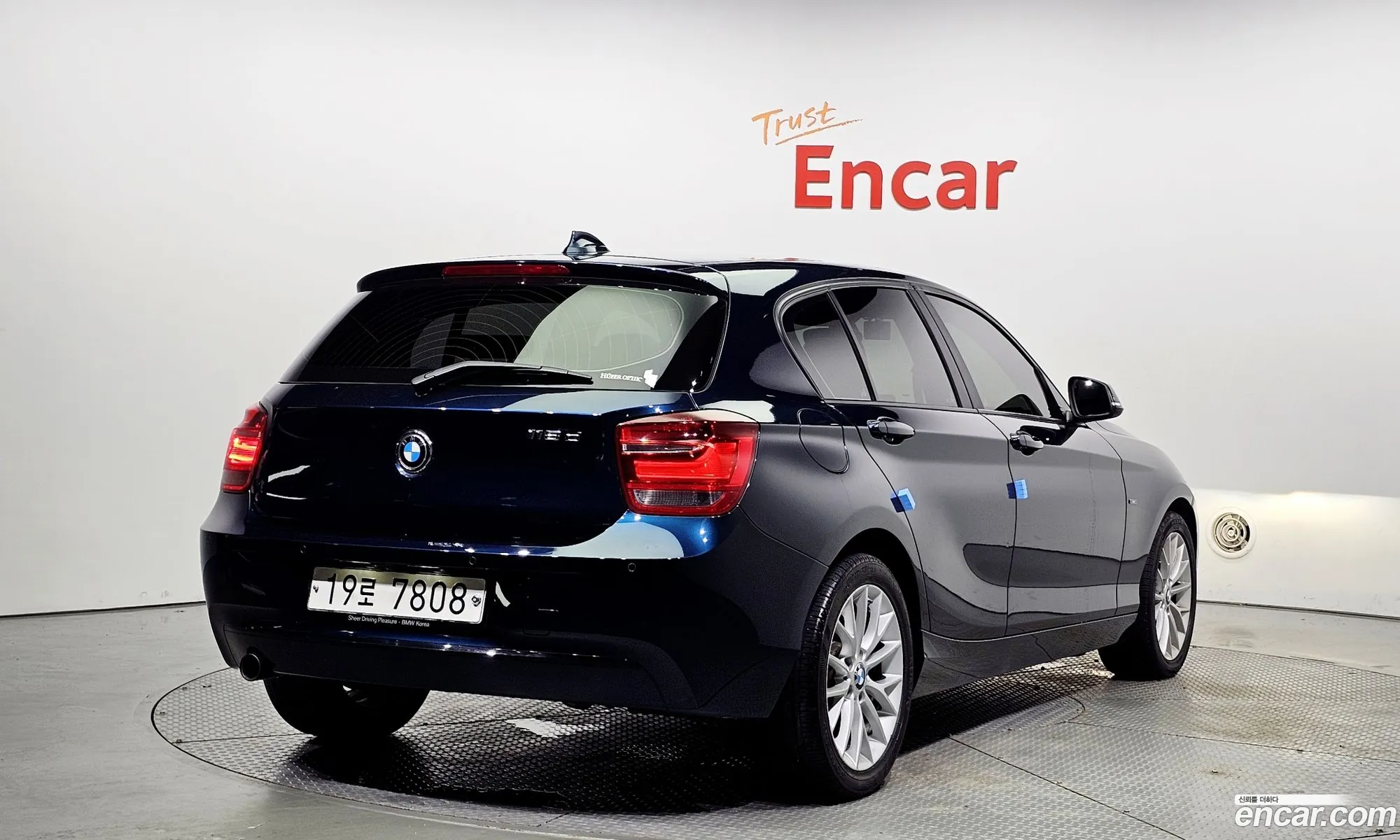 BMW 1 Series F20 118D Sports 5-Door - фотография 1086278