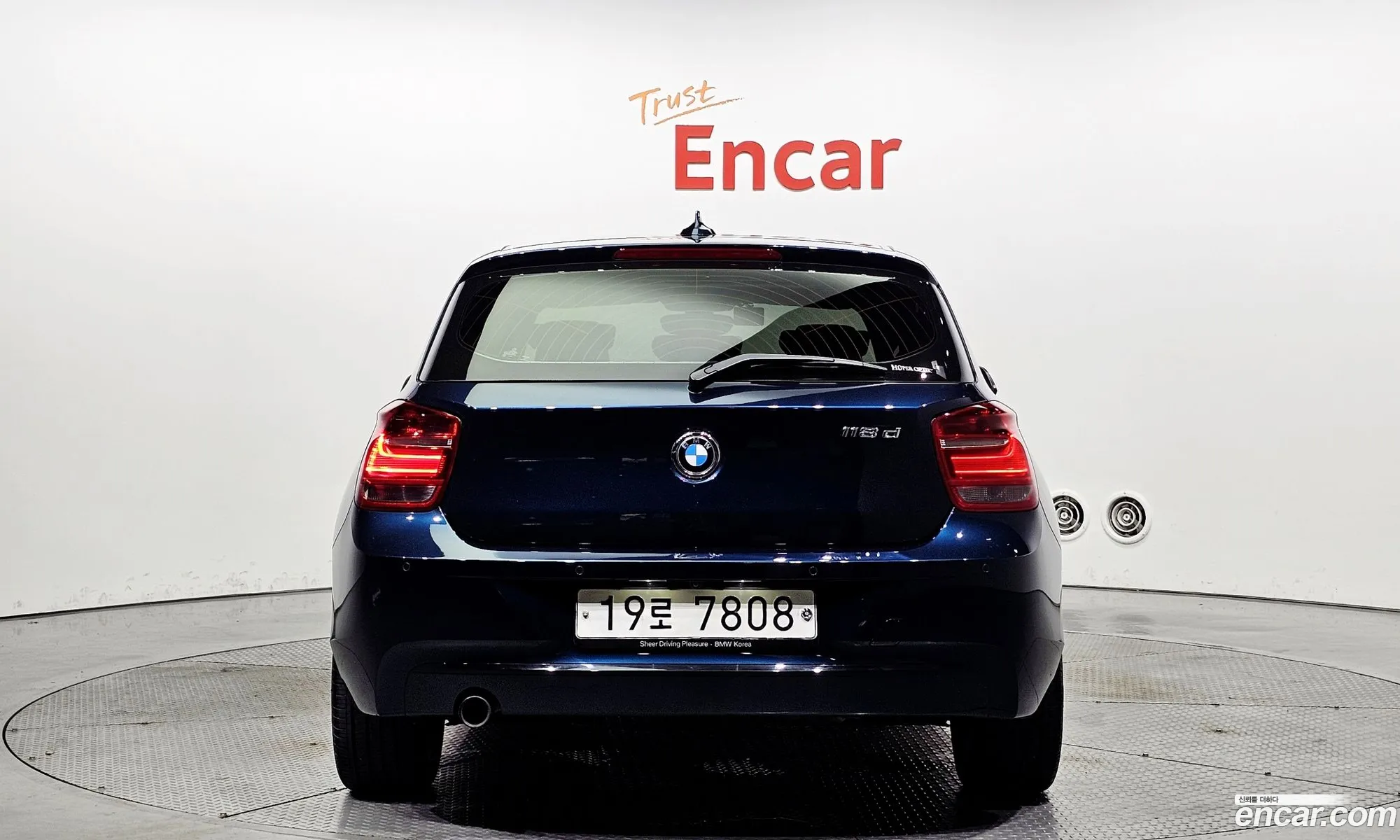 BMW 1 Series F20 118D Sports 5-Door - фотография 1086280