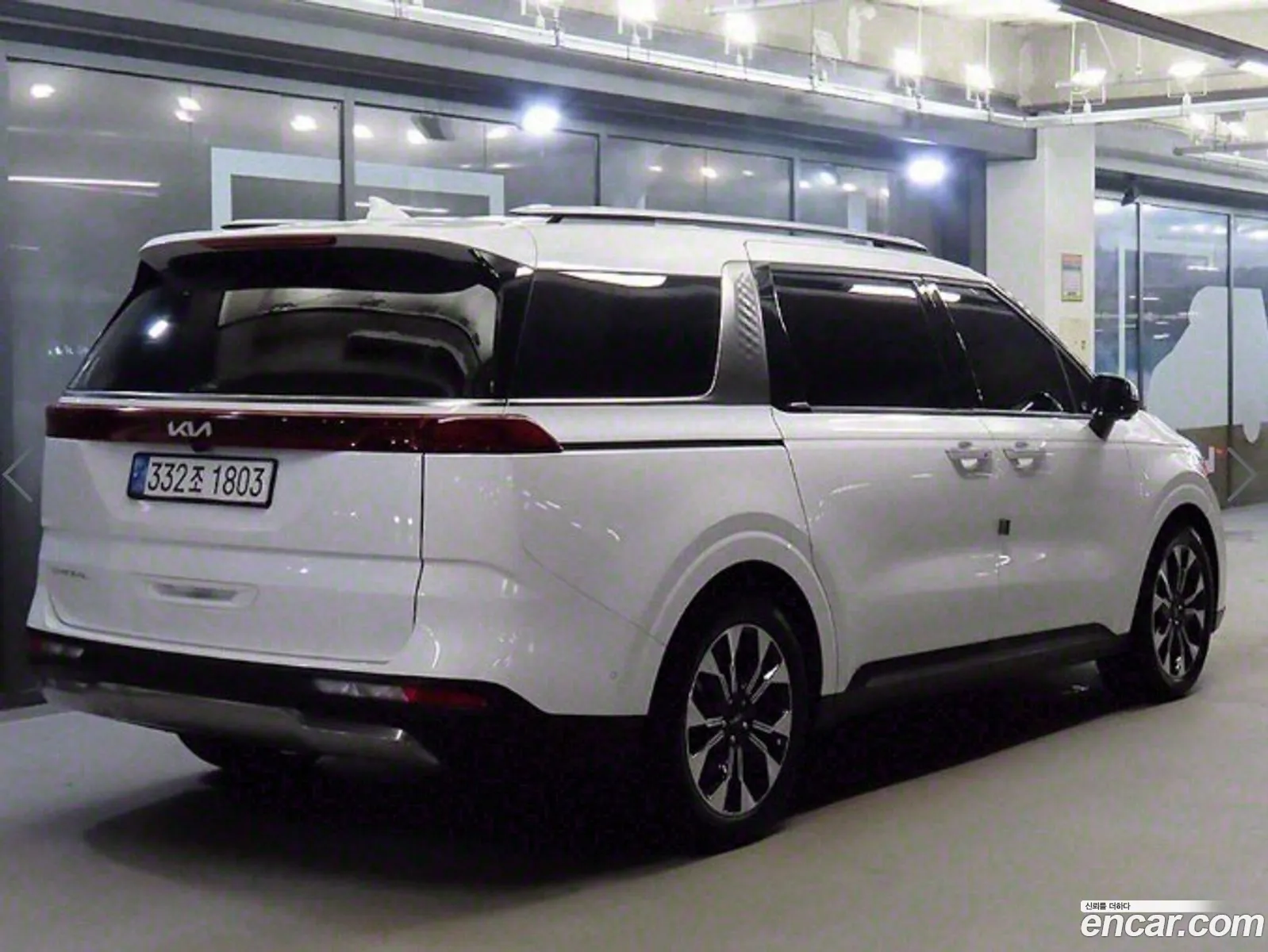 Kia Carnival 4Th Generation 9-Seater Signature - фотография 12497200