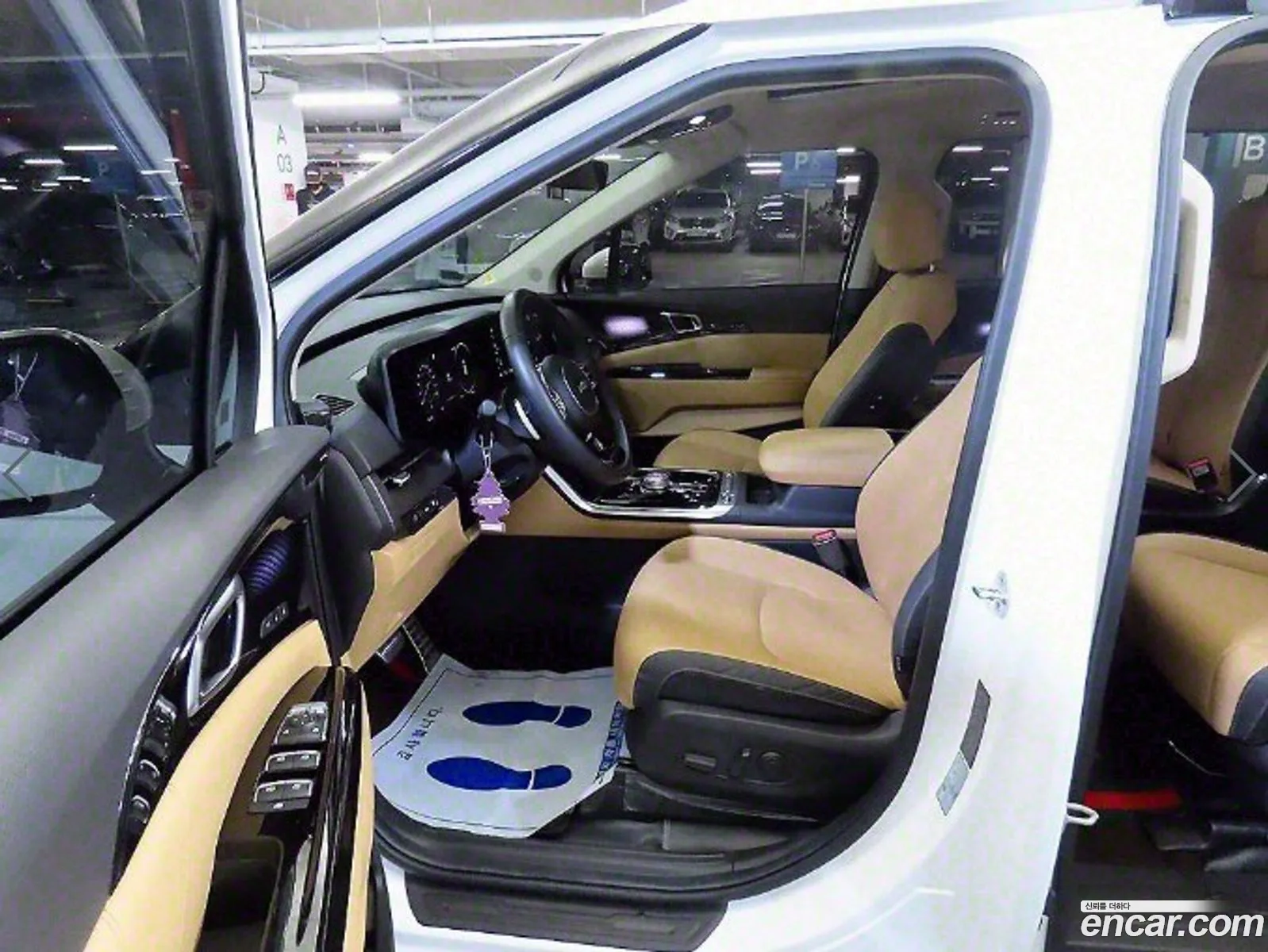 Kia Carnival 4Th Generation 9-Seater Signature - фотография 12497202