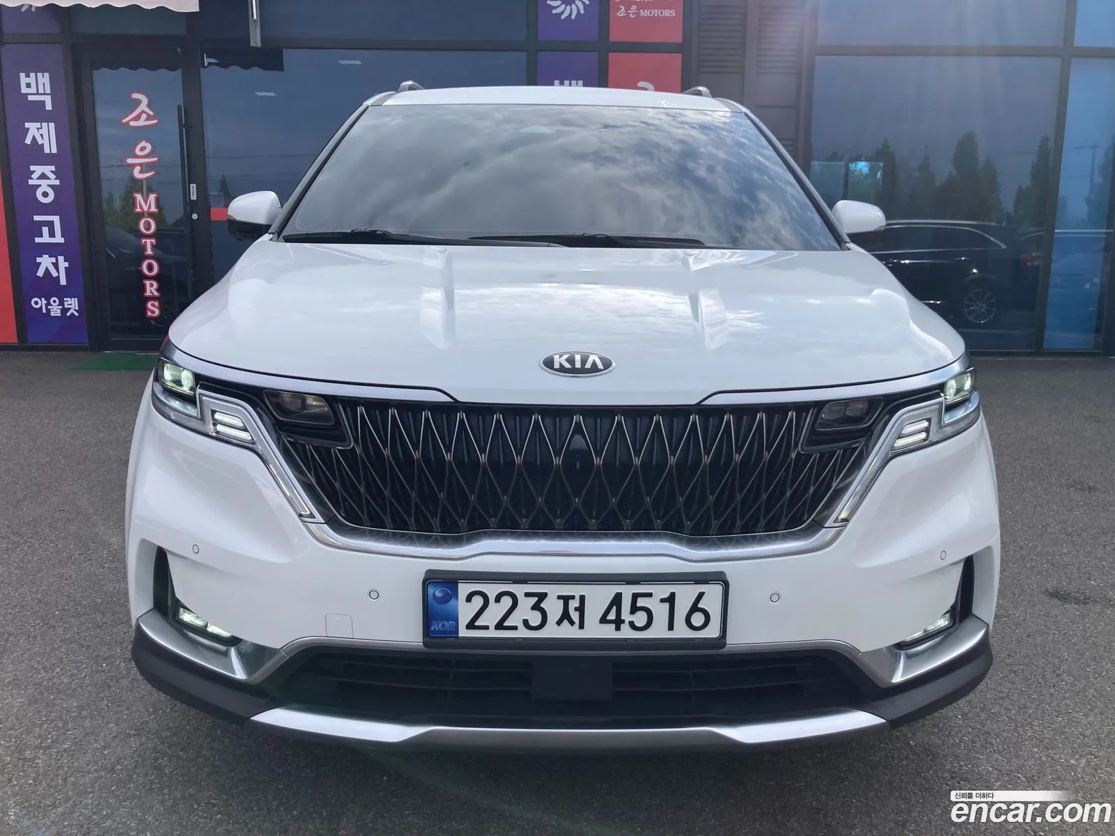 Kia Carnival 4Th Generation 7-Seater Signature - фотография 13173645