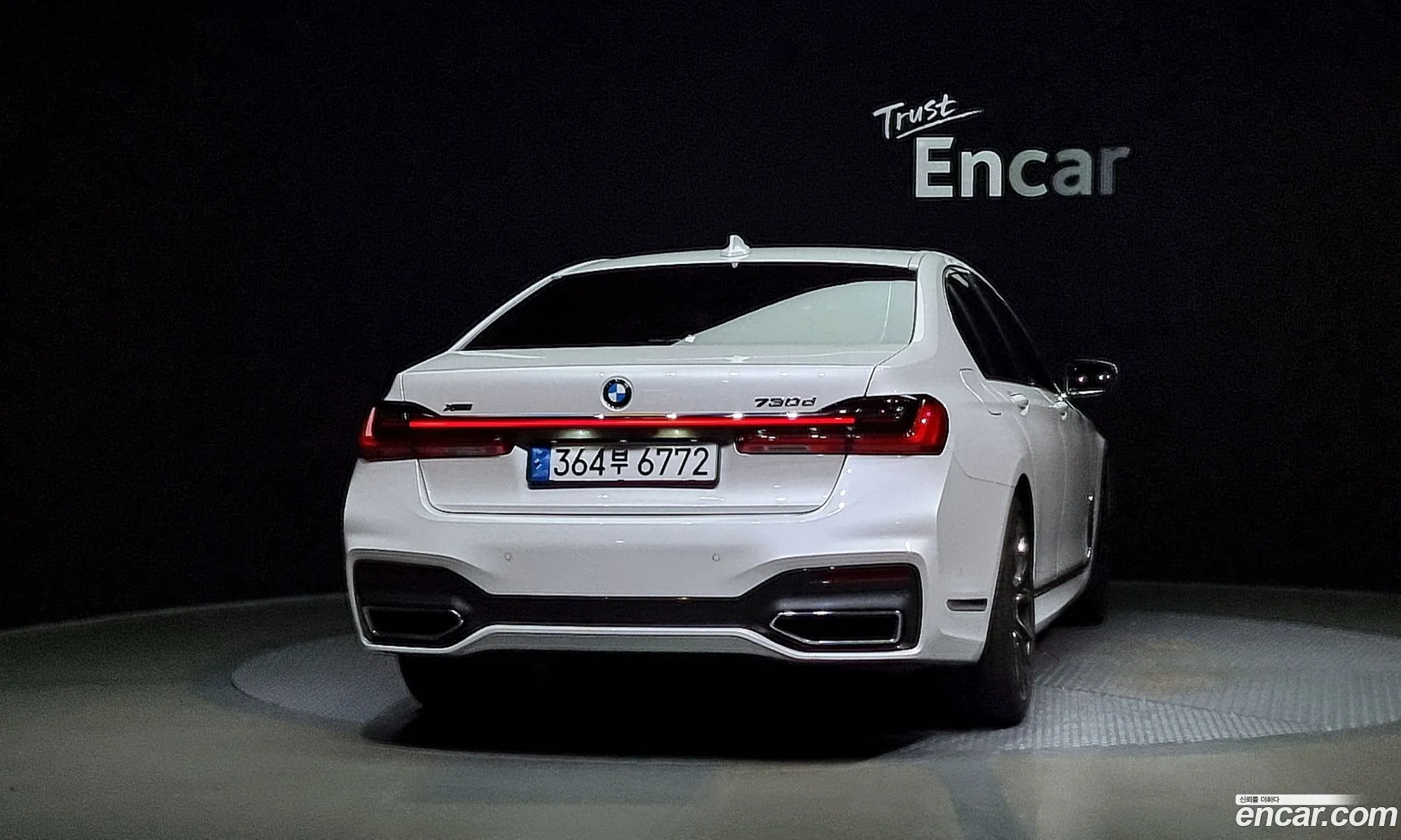 BMW 7 Series G11 730D xDrive M Sports - фотография 13496408