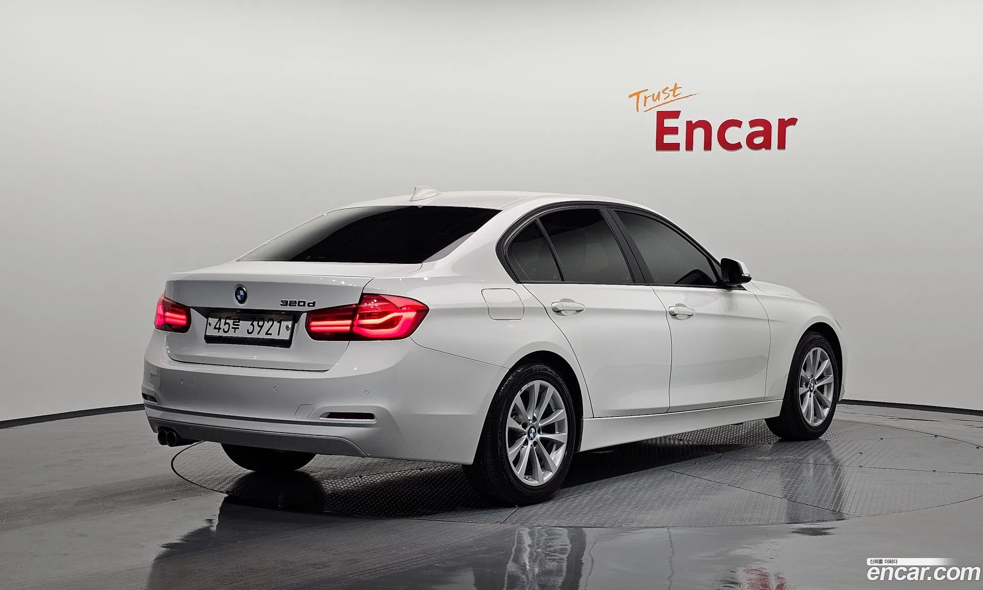 BMW 3 Series F30 320D - фотография 13700951