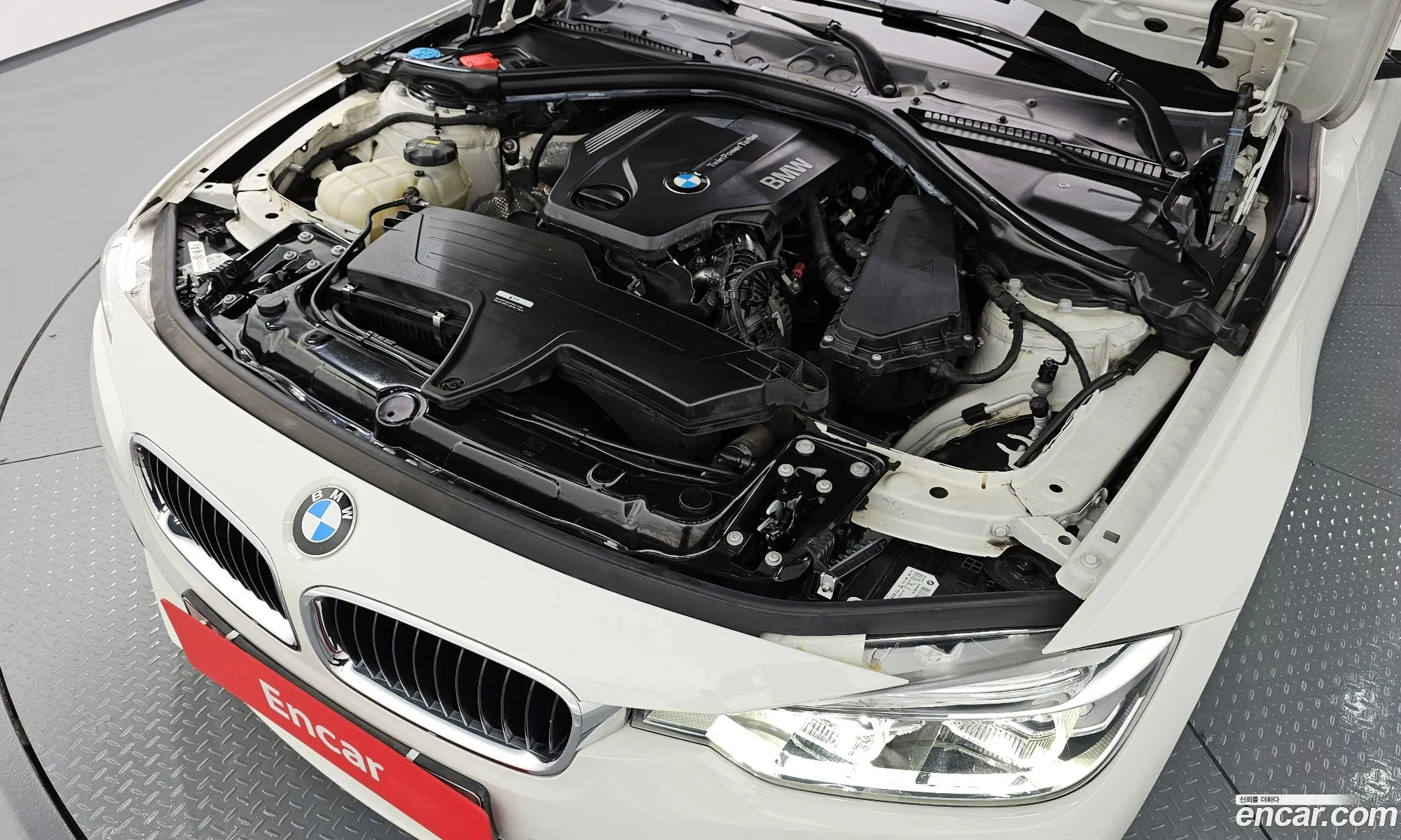 BMW 3 Series F30 320D - фотография 13700955