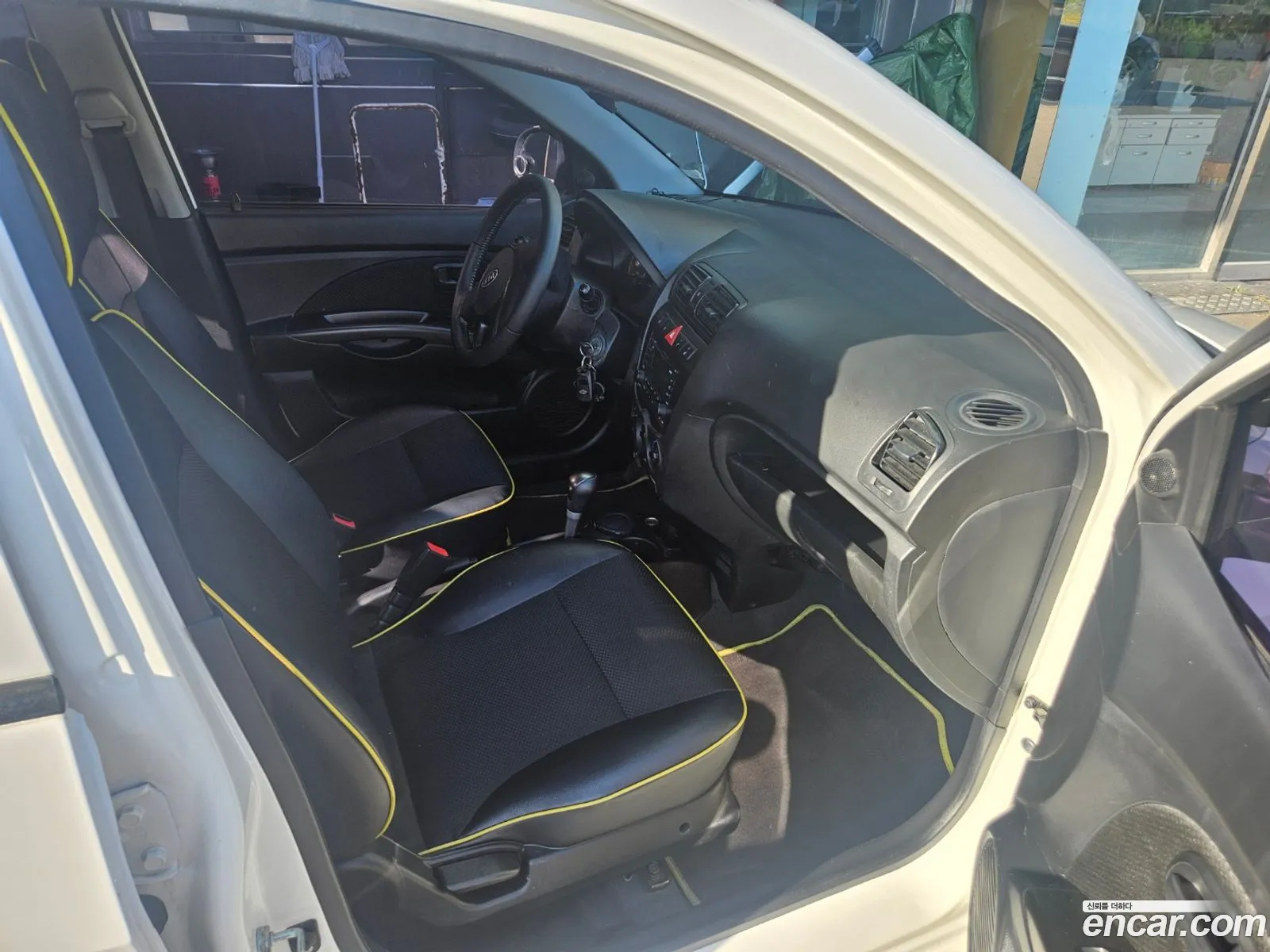 Kia New Morning Lx Basic Black Premium - фотография 14129402