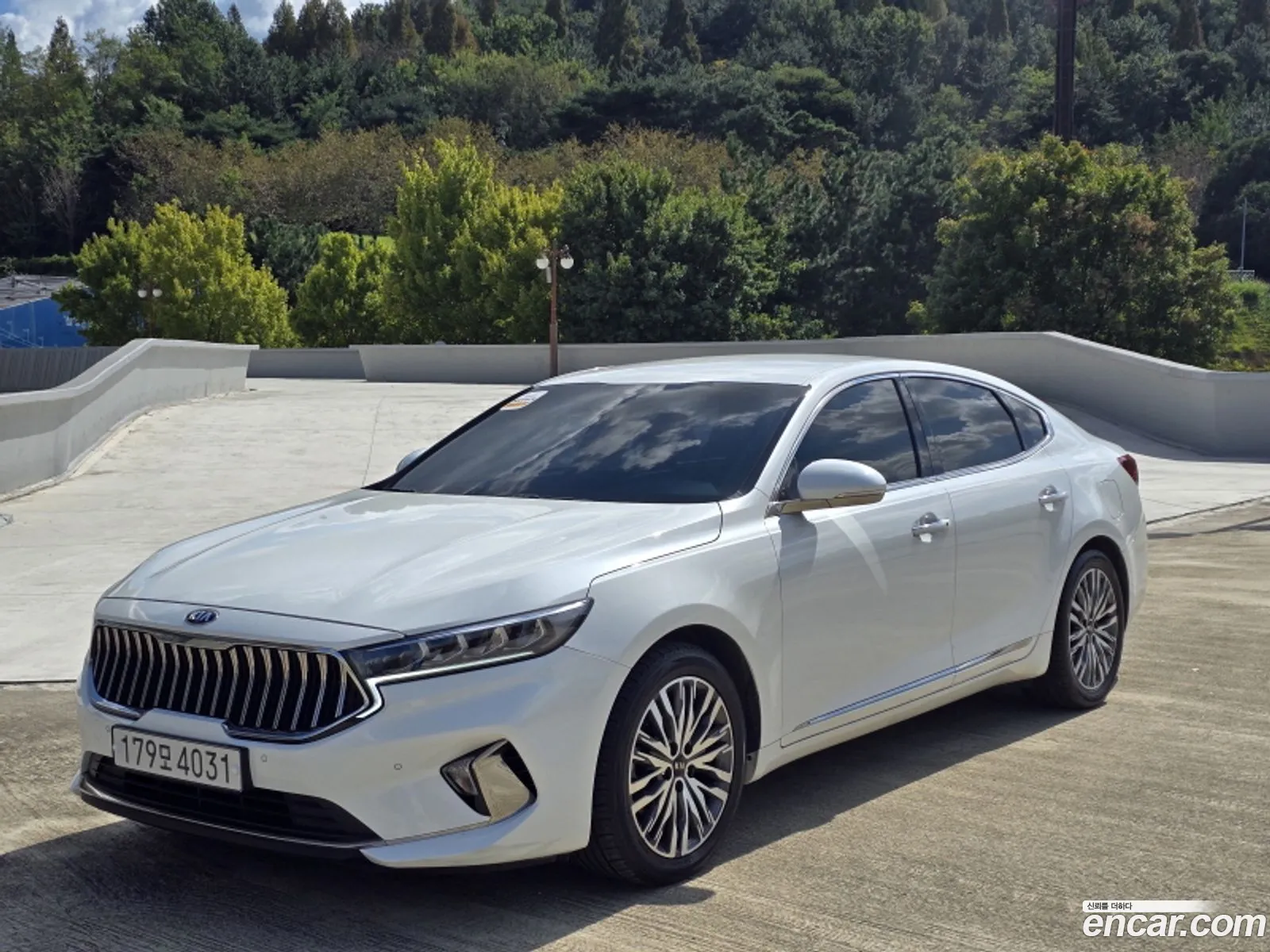 Kia K7 Premier 30 Lpi Trendy Rental Car - фотография 12515642