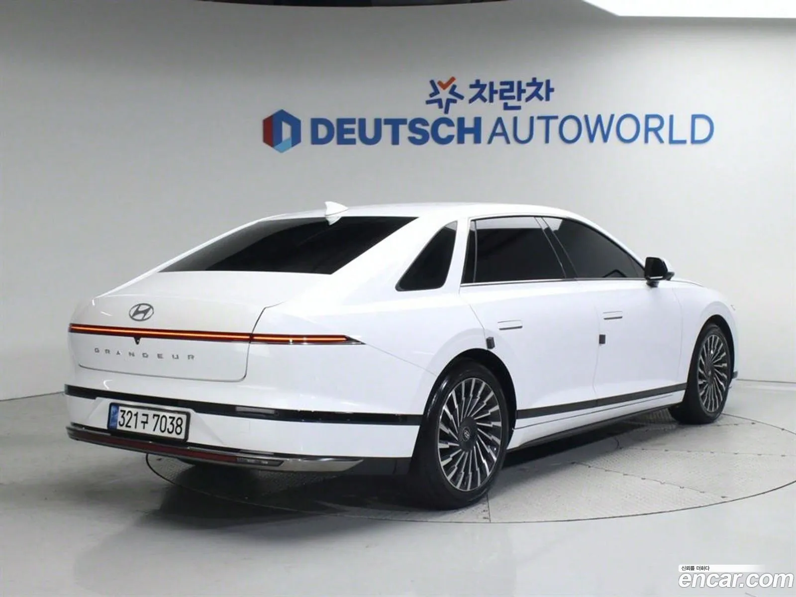Hyundai Grandeur Gn7 35 Gasoline 2Wd Calligraphy - фотография 14066420