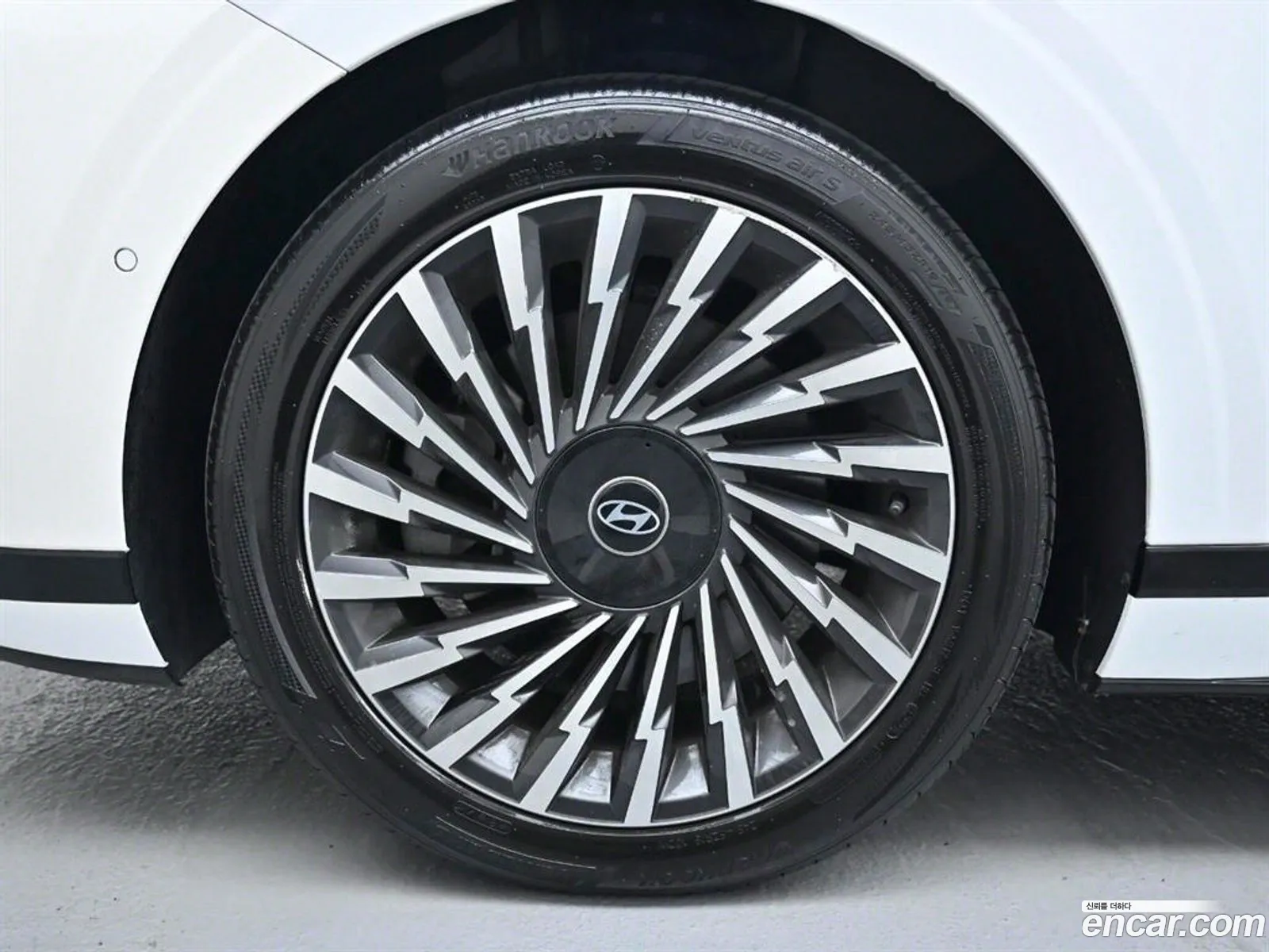 Hyundai Grandeur Gn7 35 Gasoline 2Wd Calligraphy - фотография 14066423