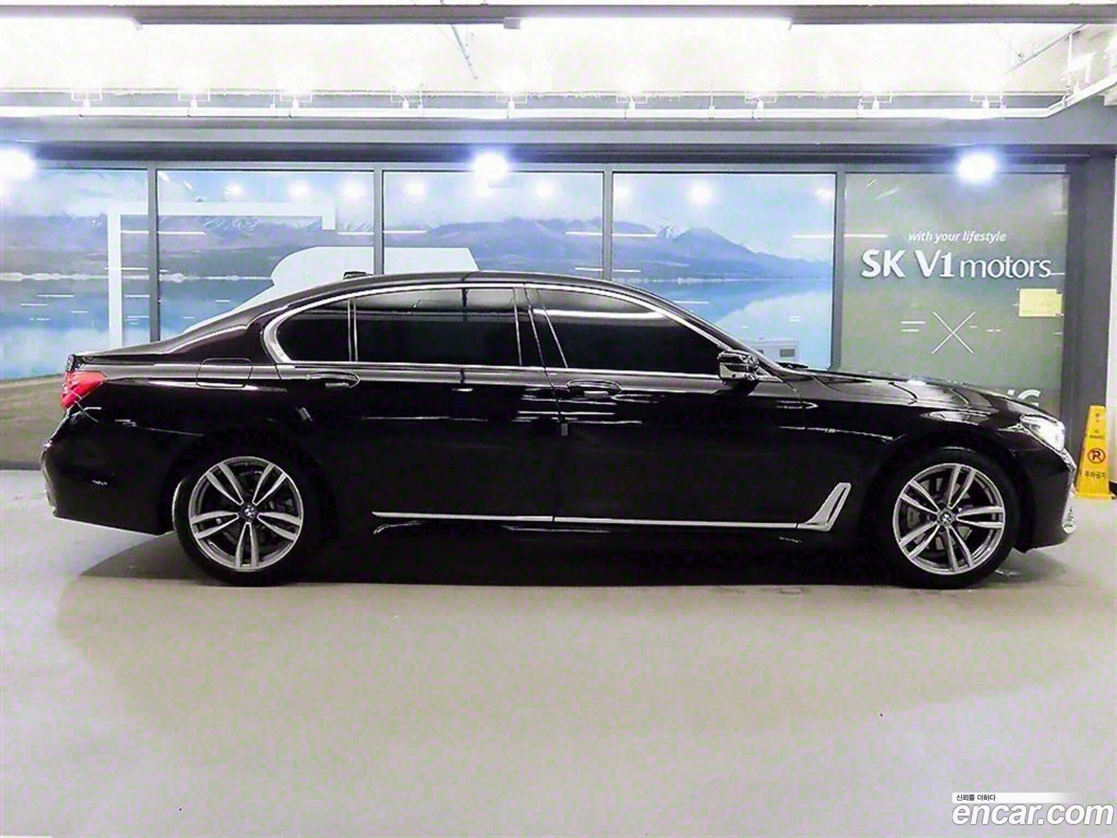 BMW 7 Series G11 730Ld xDrive M Sports - фотография 1086291