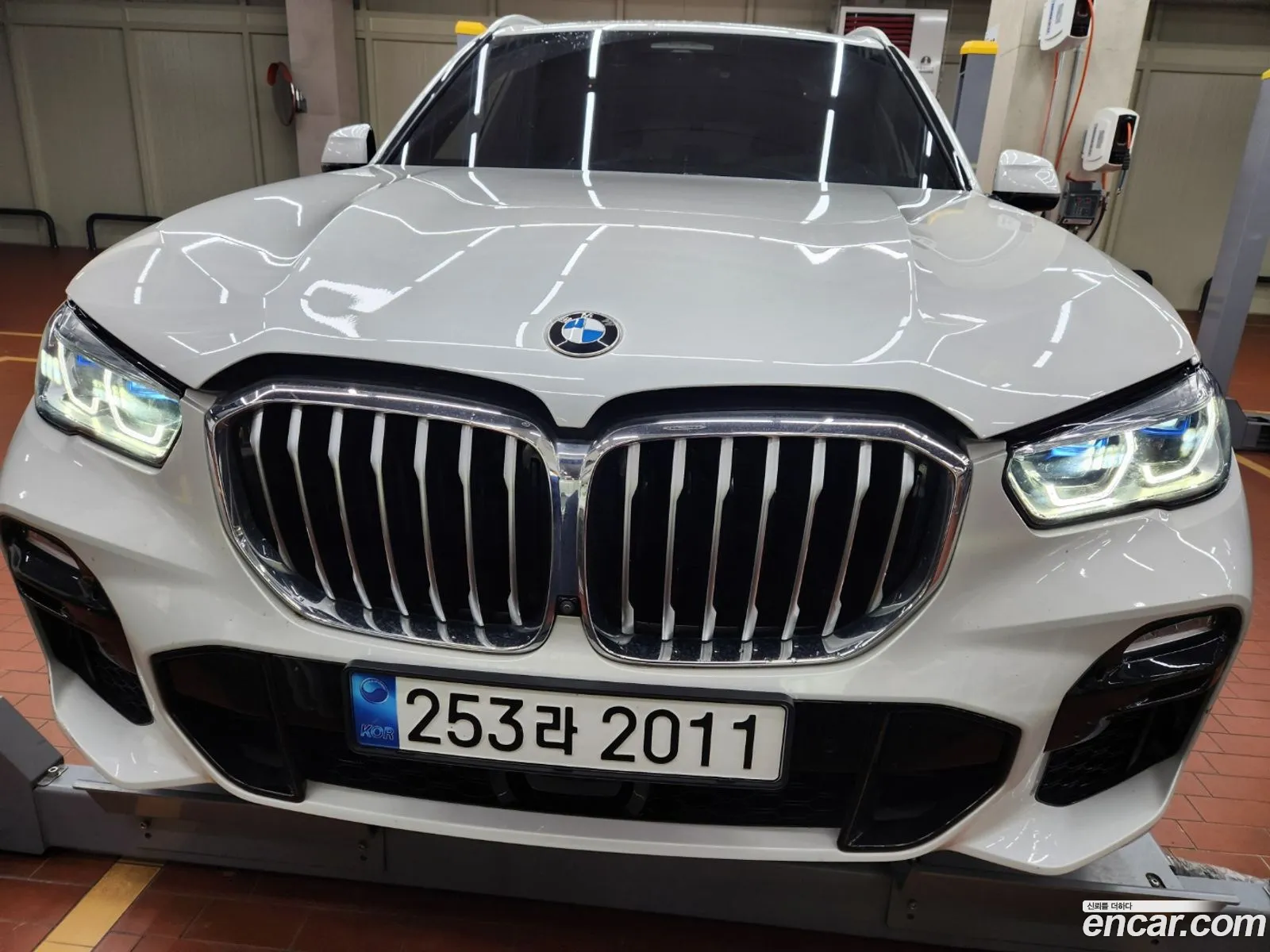 BMW X5 G05 xDrive 45E M Sport - фотография 1101732