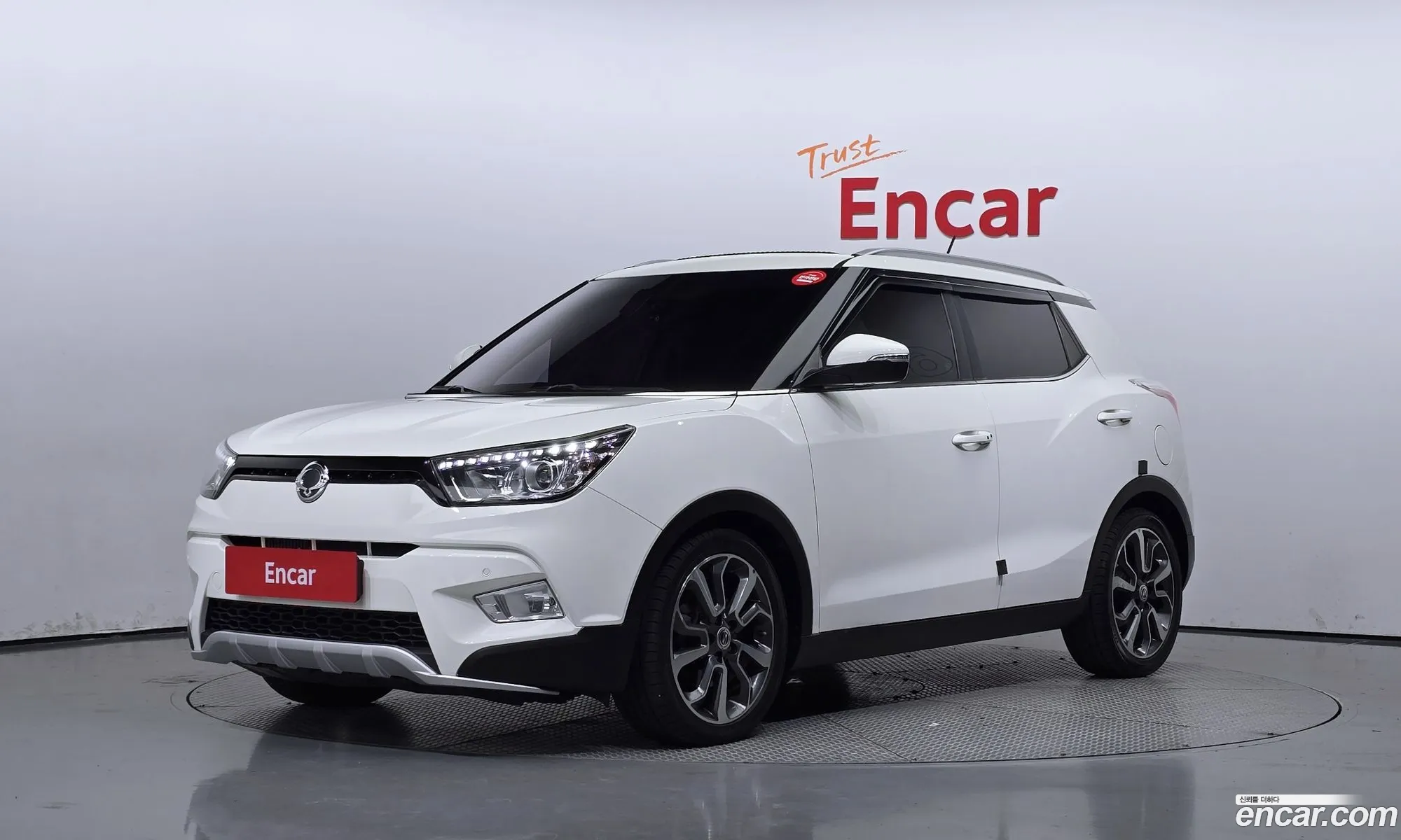 Kg Mobility Ssangyong Tivoli Diesel Lx 2Wd - фотография 6955234