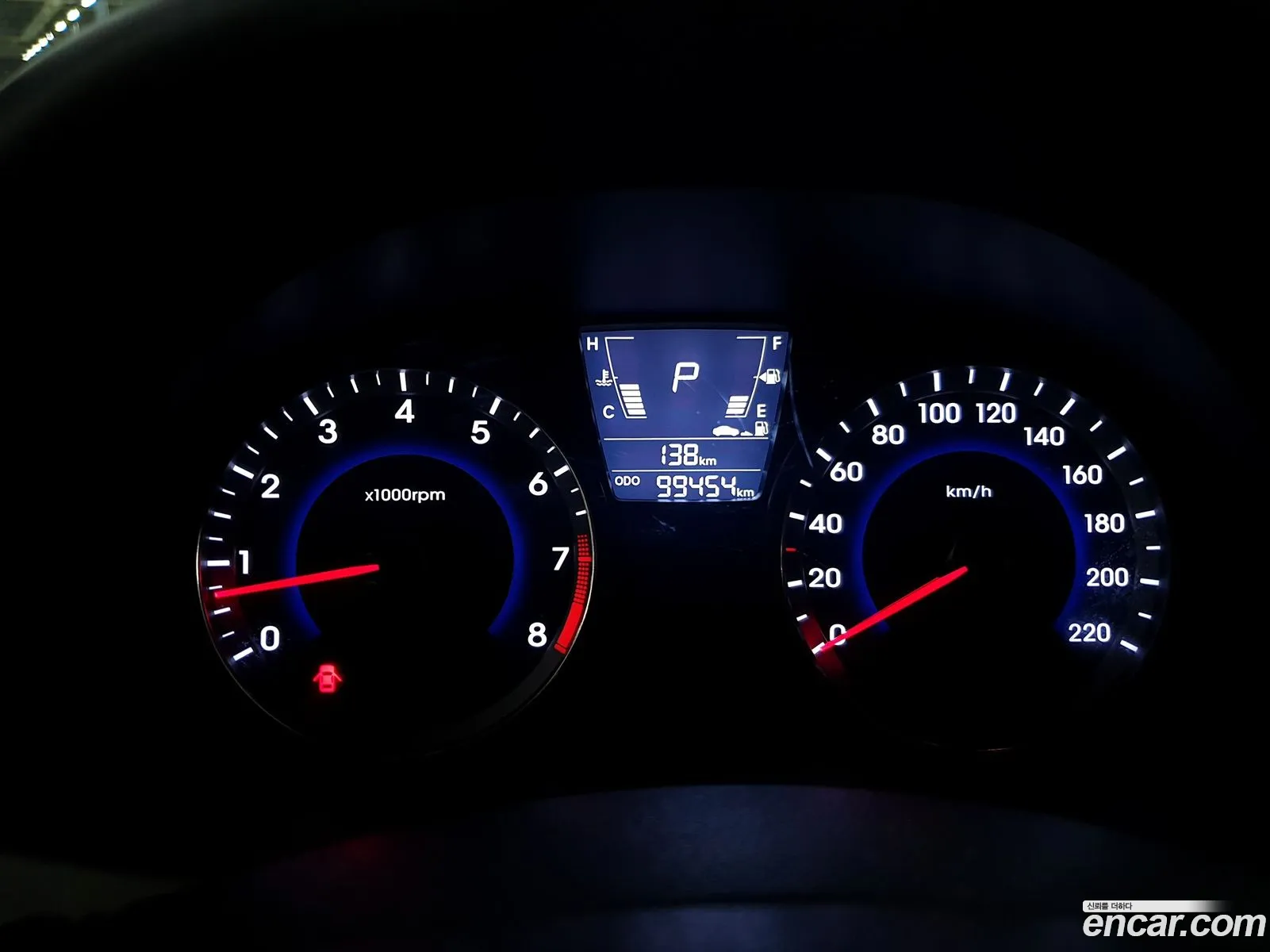 Hyundai Accent New Model 14 Vvt Premier - фотография 12511543