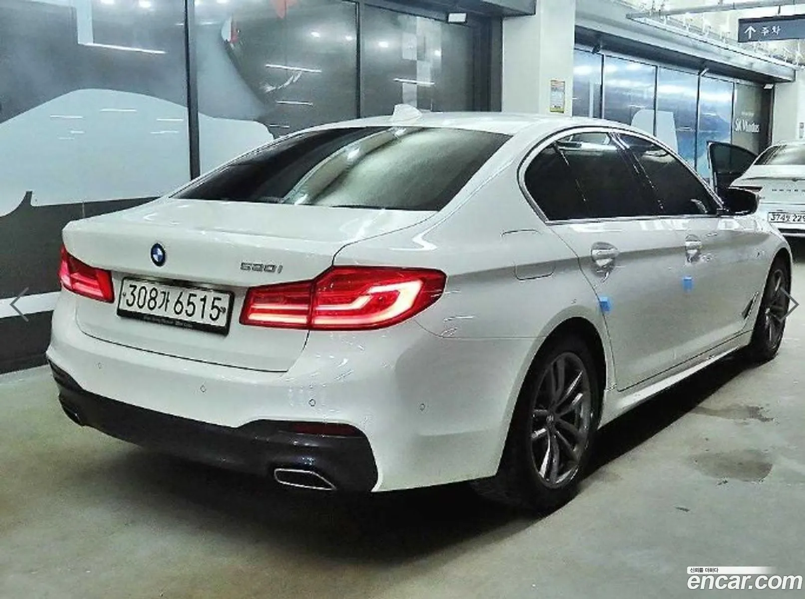 BMW 5 Series G30 520I M Sports - фотография 1086244