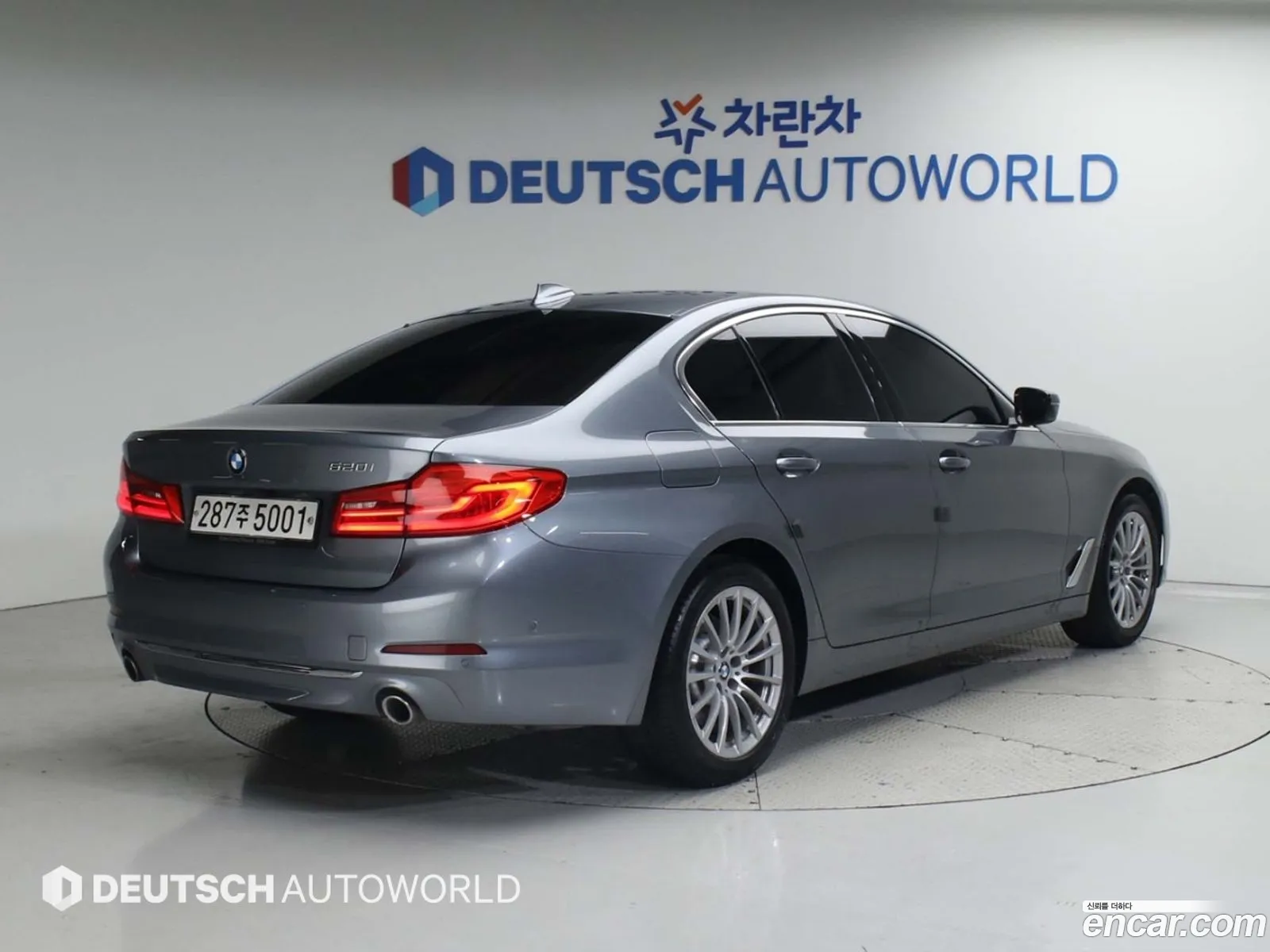 BMW 5 Series G30 520I Luxury - фотография 1086266