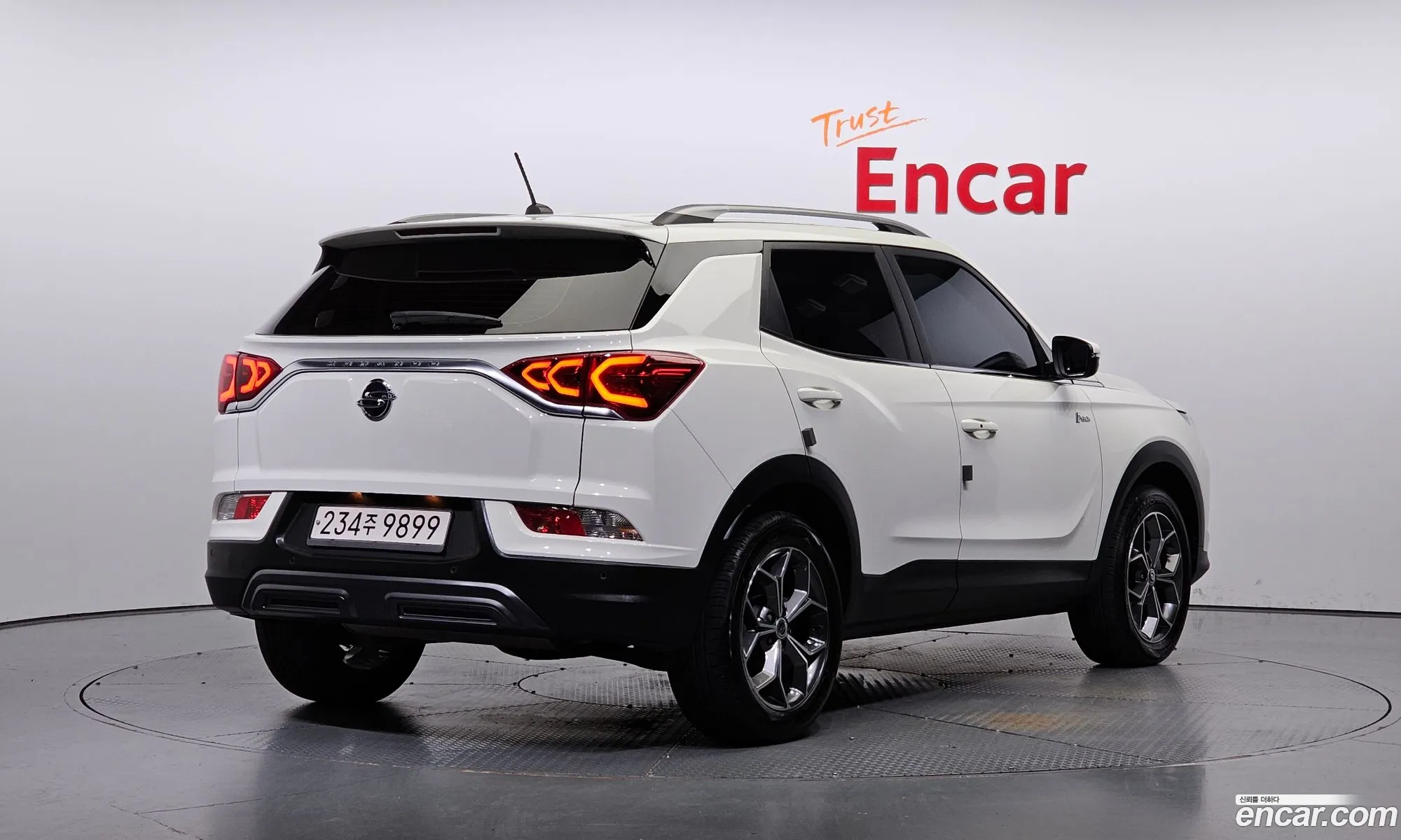 Kg Mobility Ssangyong Beautiful Korando Gasoline 15 2Wd C5 Plus - фотография 6987962