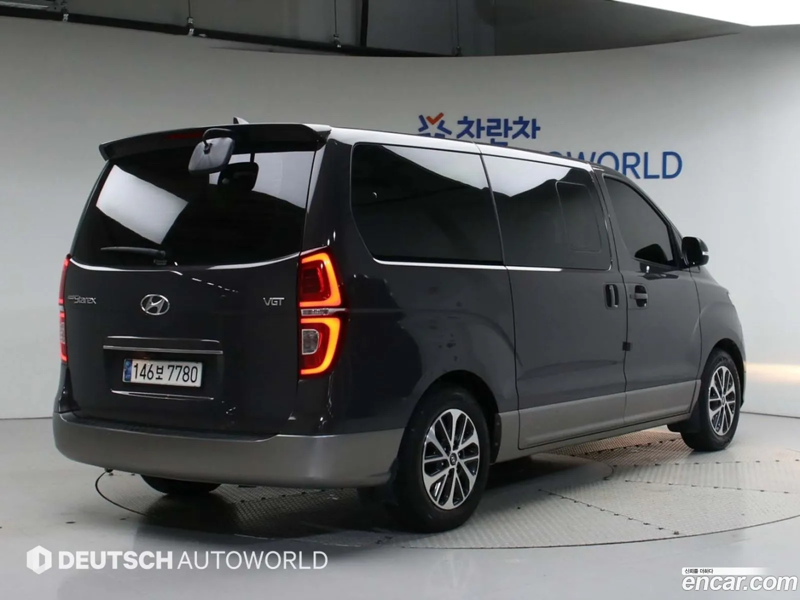 Hyundai The New Grand Starex Urban 9-Seater Exclusive - фотография 13666243