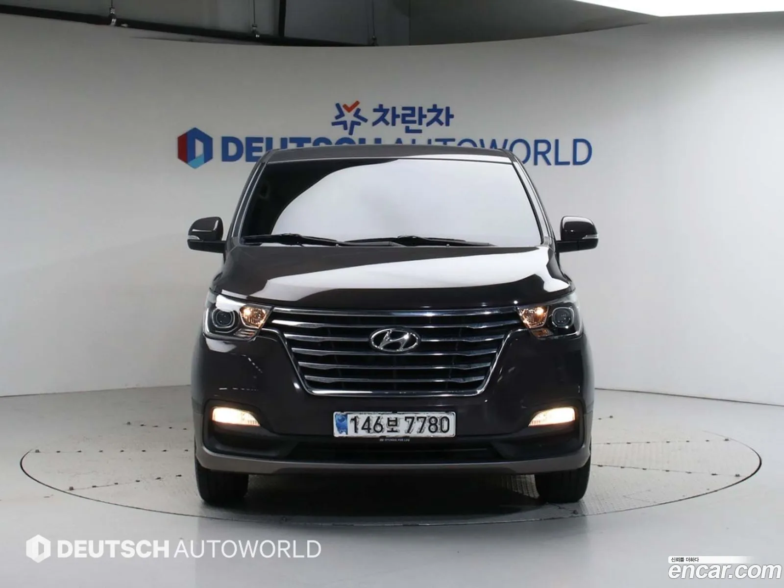 Hyundai The New Grand Starex Urban 9-Seater Exclusive - фотография 13666244
