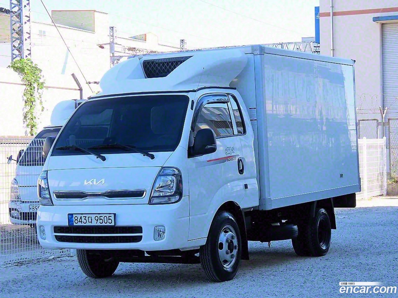 Kia Asia The New Bongo Iii Freezer Tower 12 Ton King Cab - фотография 13653876