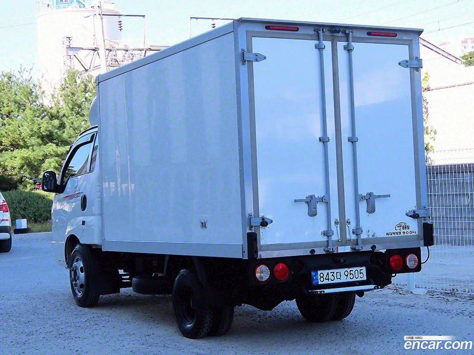 Kia Asia The New Bongo Iii Freezer Tower 12 Ton King Cab - фотография 13653877