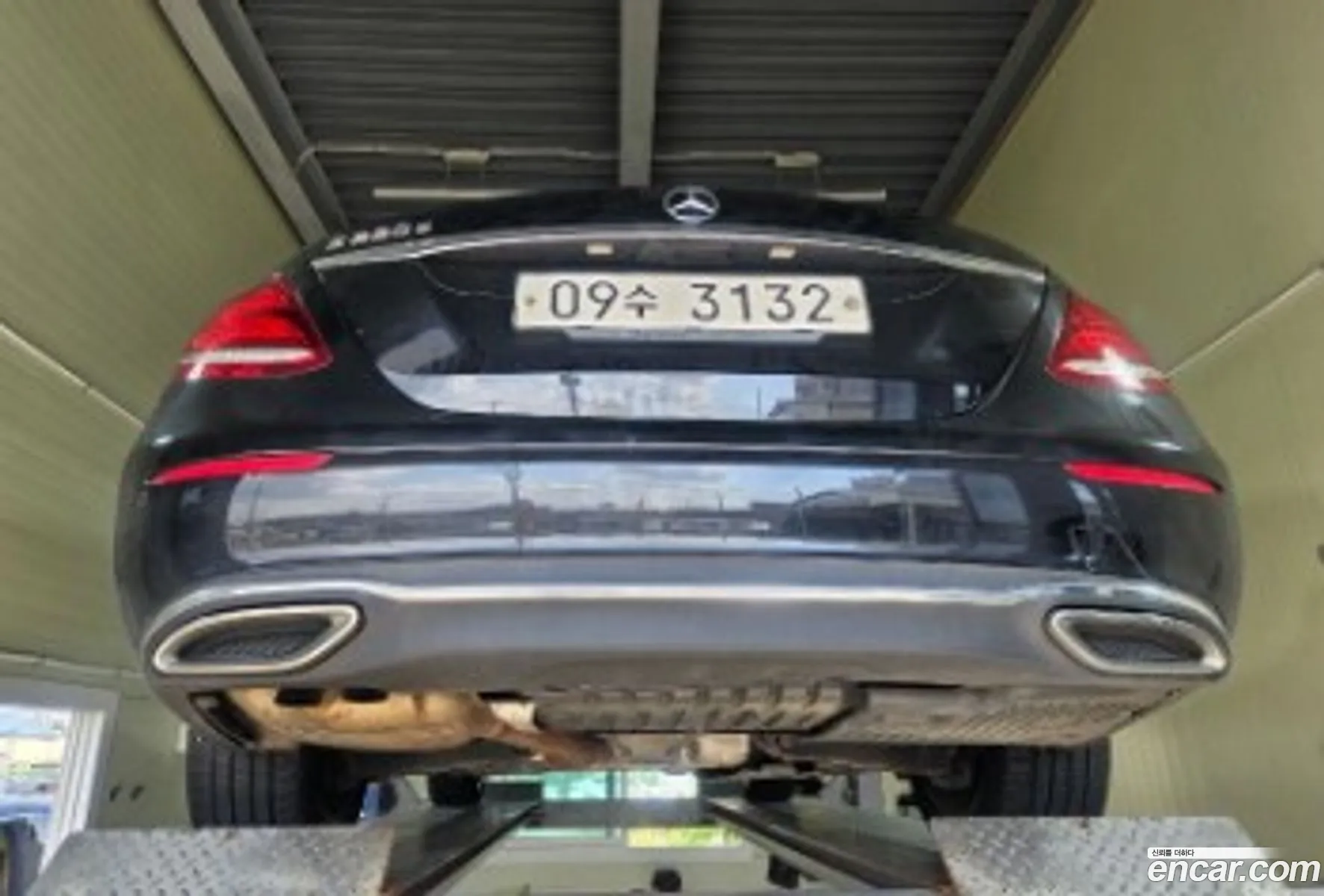 Benz E-Class W213 E220D Avantgarde - фотография 13650864