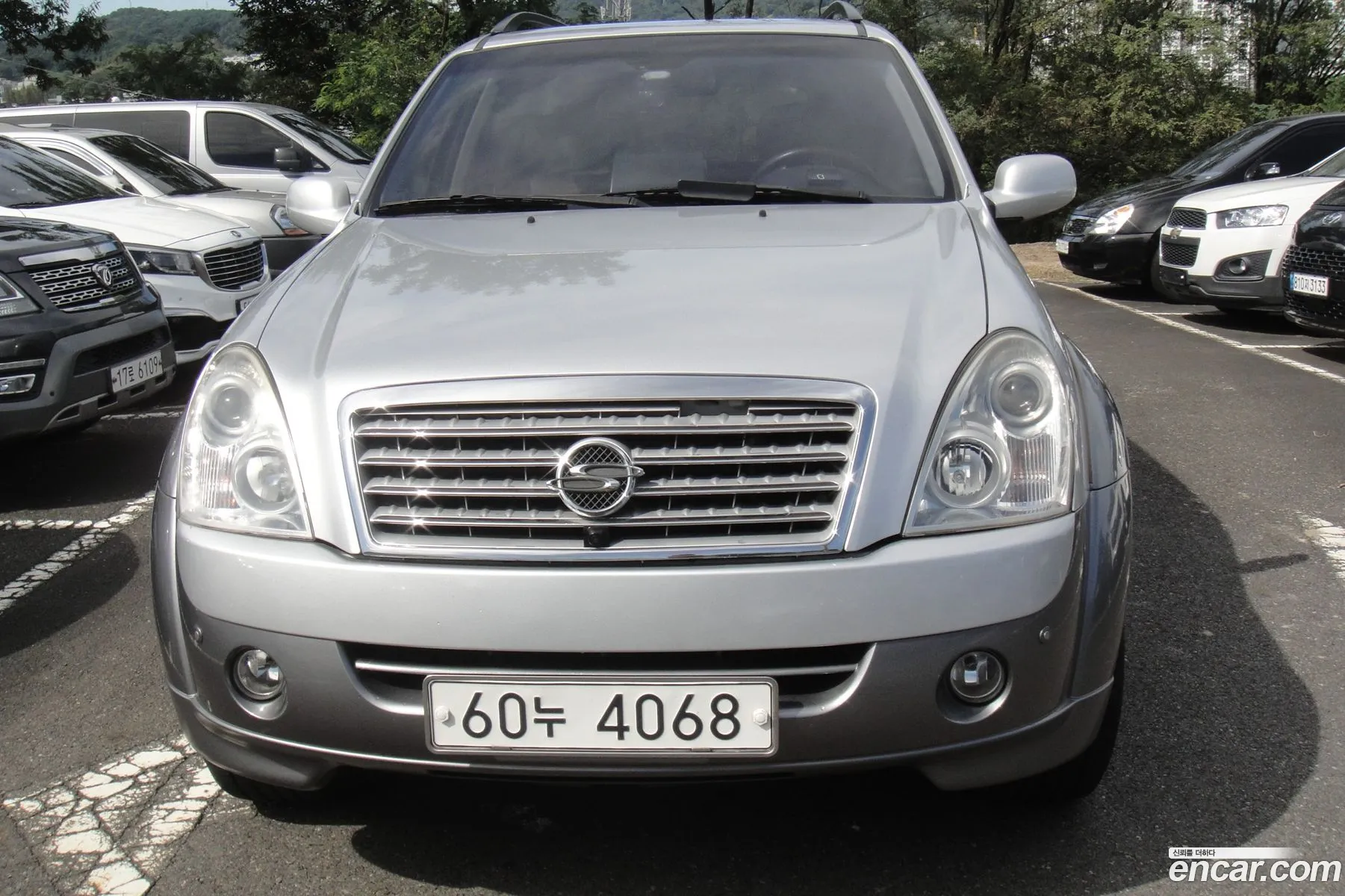 Kg Mobility Ssangyong Super Rexton 4Wd Rx4 Brown Edition - фотография 6919136