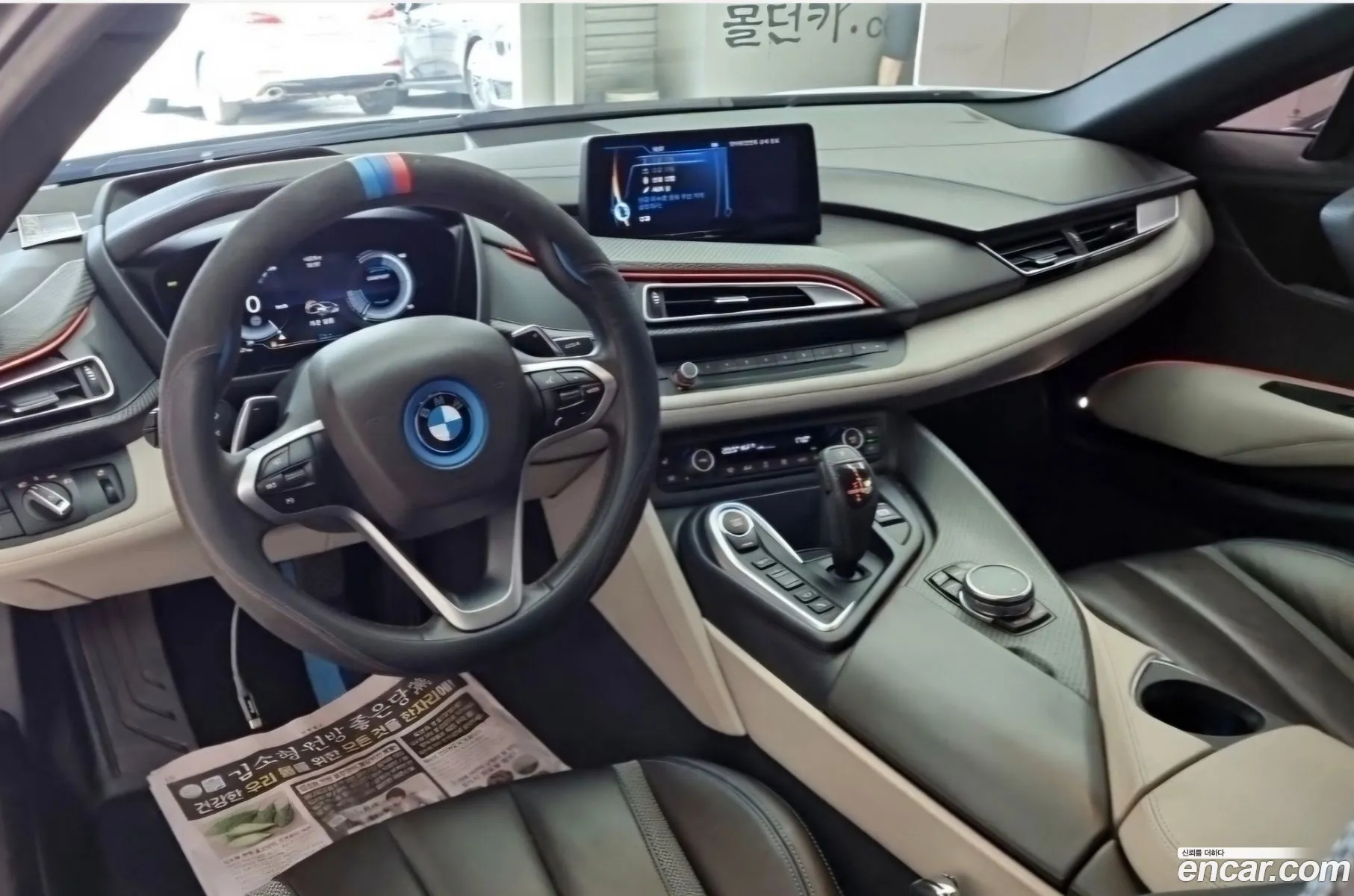 BMW I8 Roadster - фотография 1181420