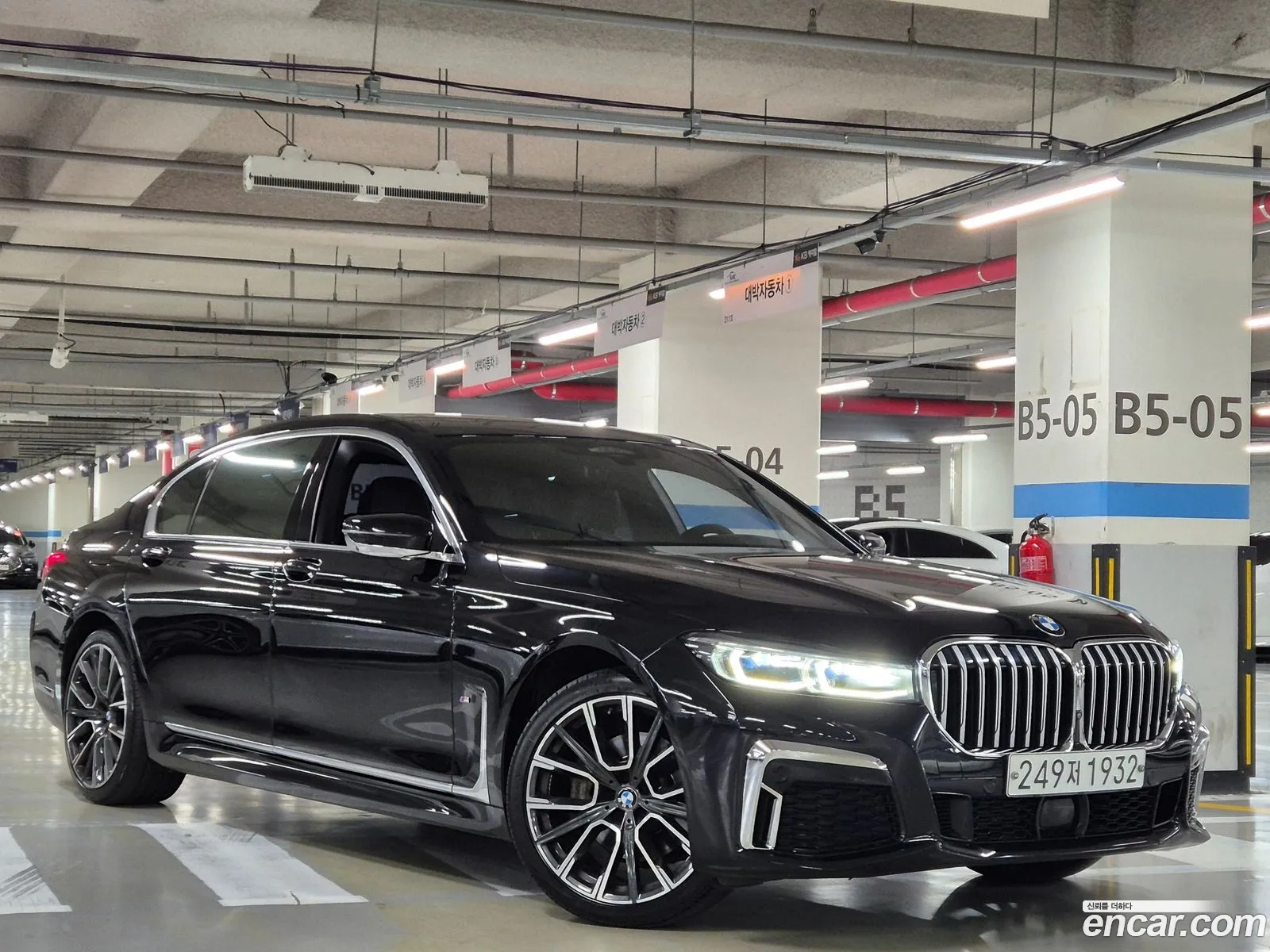 BMW 7 Series G11 730Ld xDrive M Sports - фотография 13165458