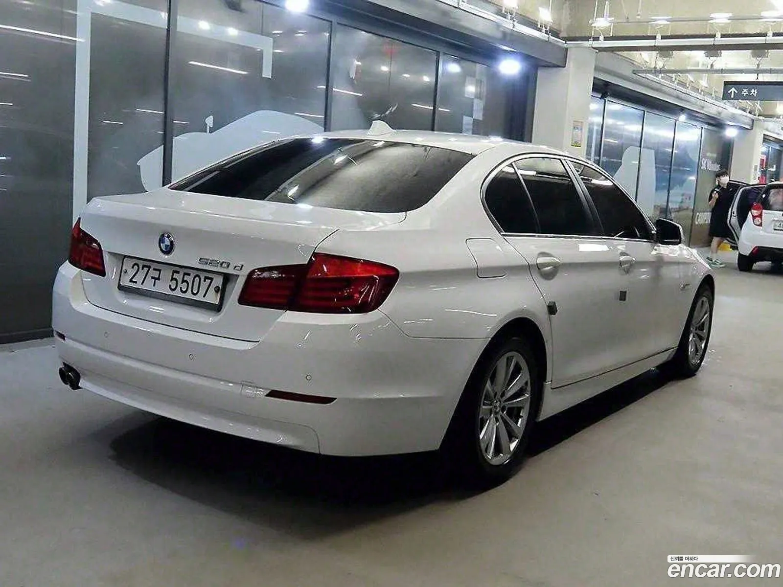 BMW 5 Series F10 520D - фотография 1204643