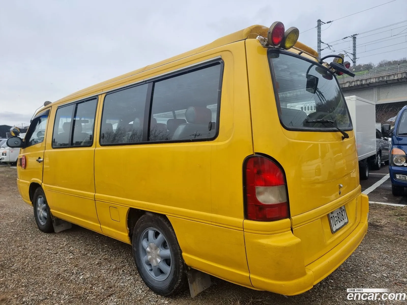 Kg Mobility Ssangyong Istana Omni 15-Seater Prime - фотография 6943834