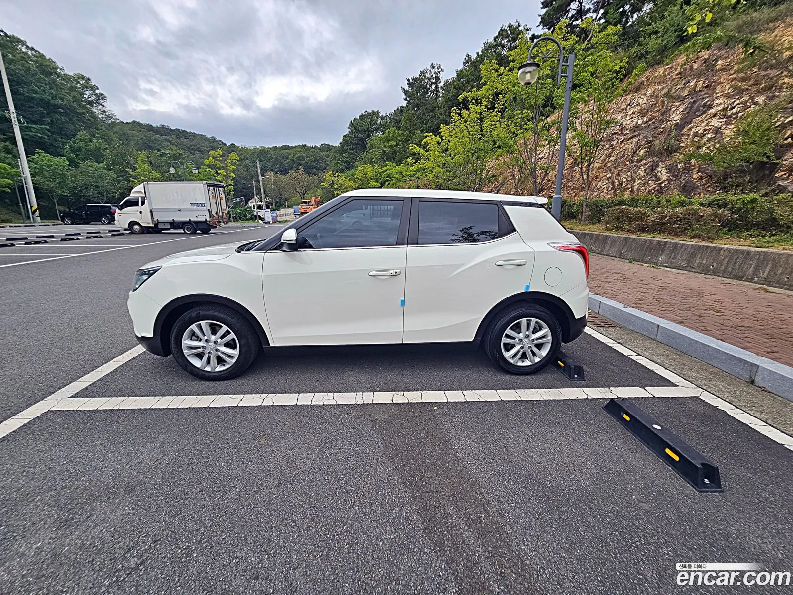 Kg Mobility Ssangyong Tivoli Vx 2Wd - фотография 6943842
