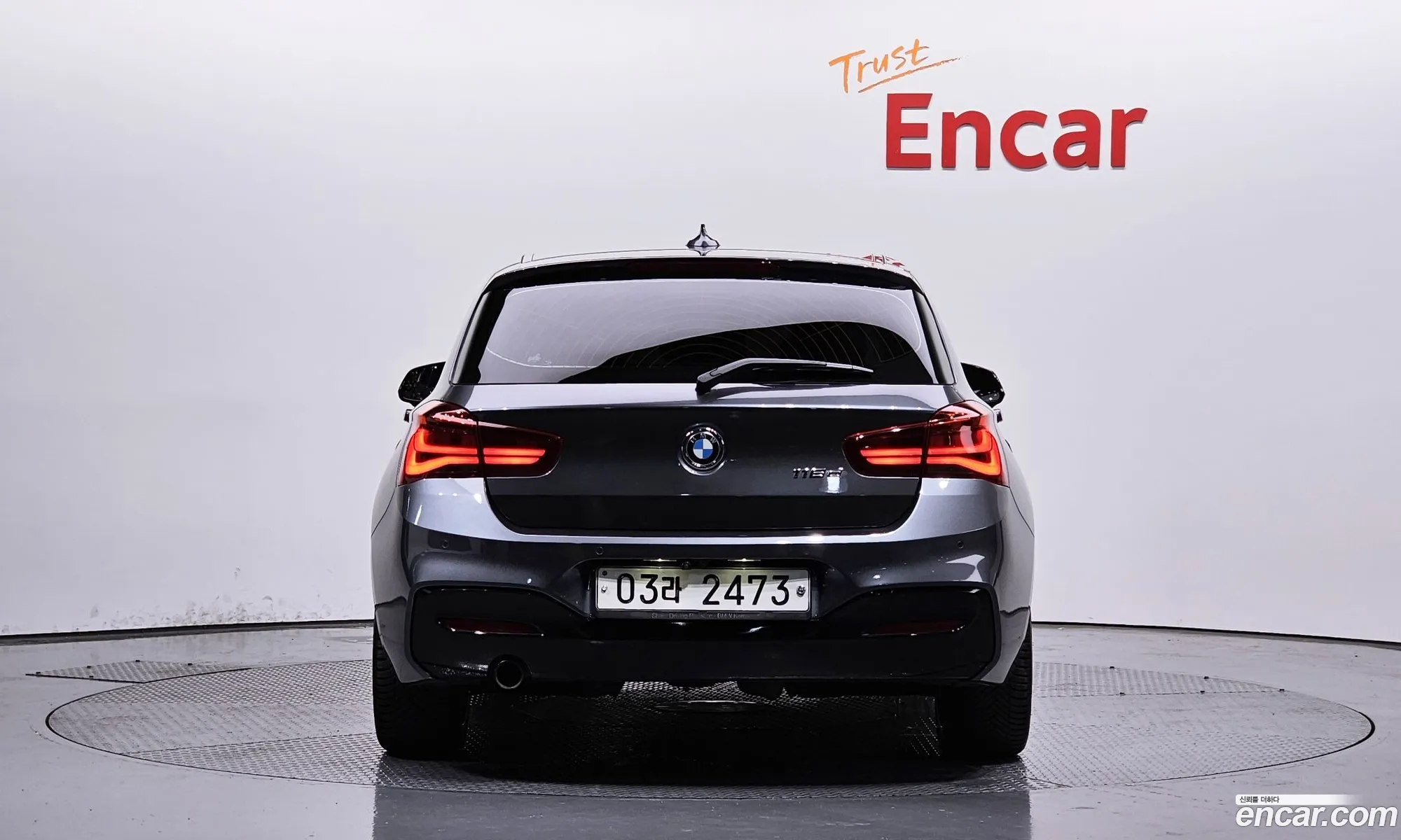 BMW 1 Series F20 118D M Sports Shadow 5-Door - фотография 13724422