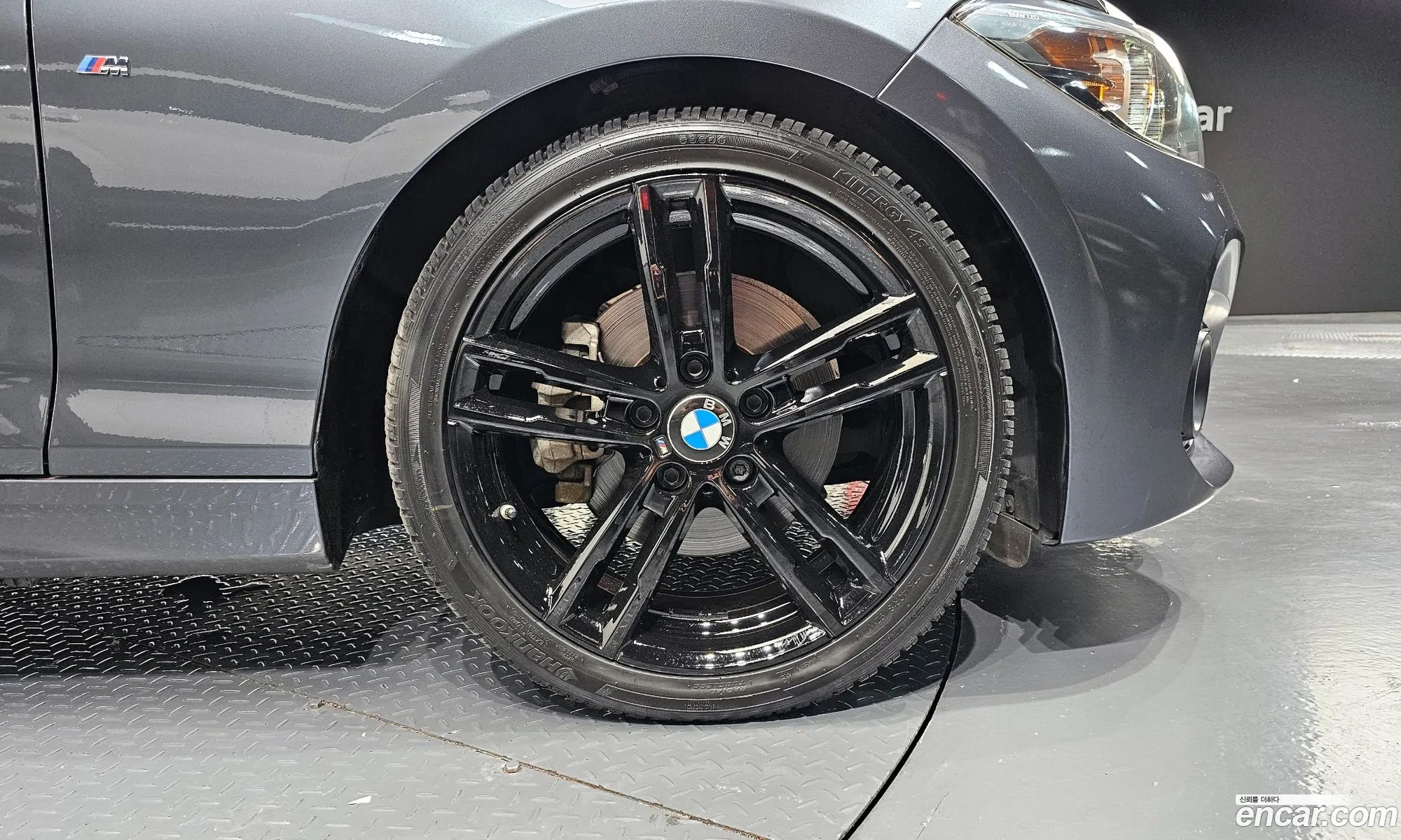 BMW 1 Series F20 118D M Sports Shadow 5-Door - фотография 13724423