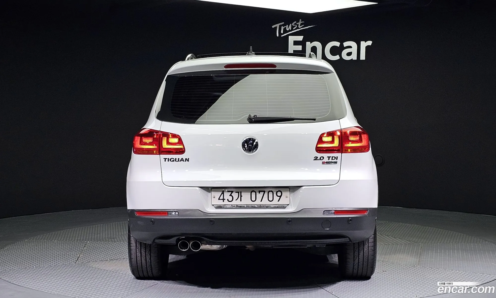 Volkswagen New Tiguan 20 Tdi Premium 5N - фотография 12293508