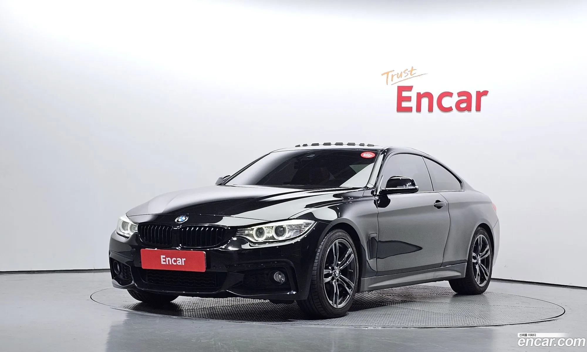 BMW 4 Series F32 420D M Sports Coupe - фотография 13700962