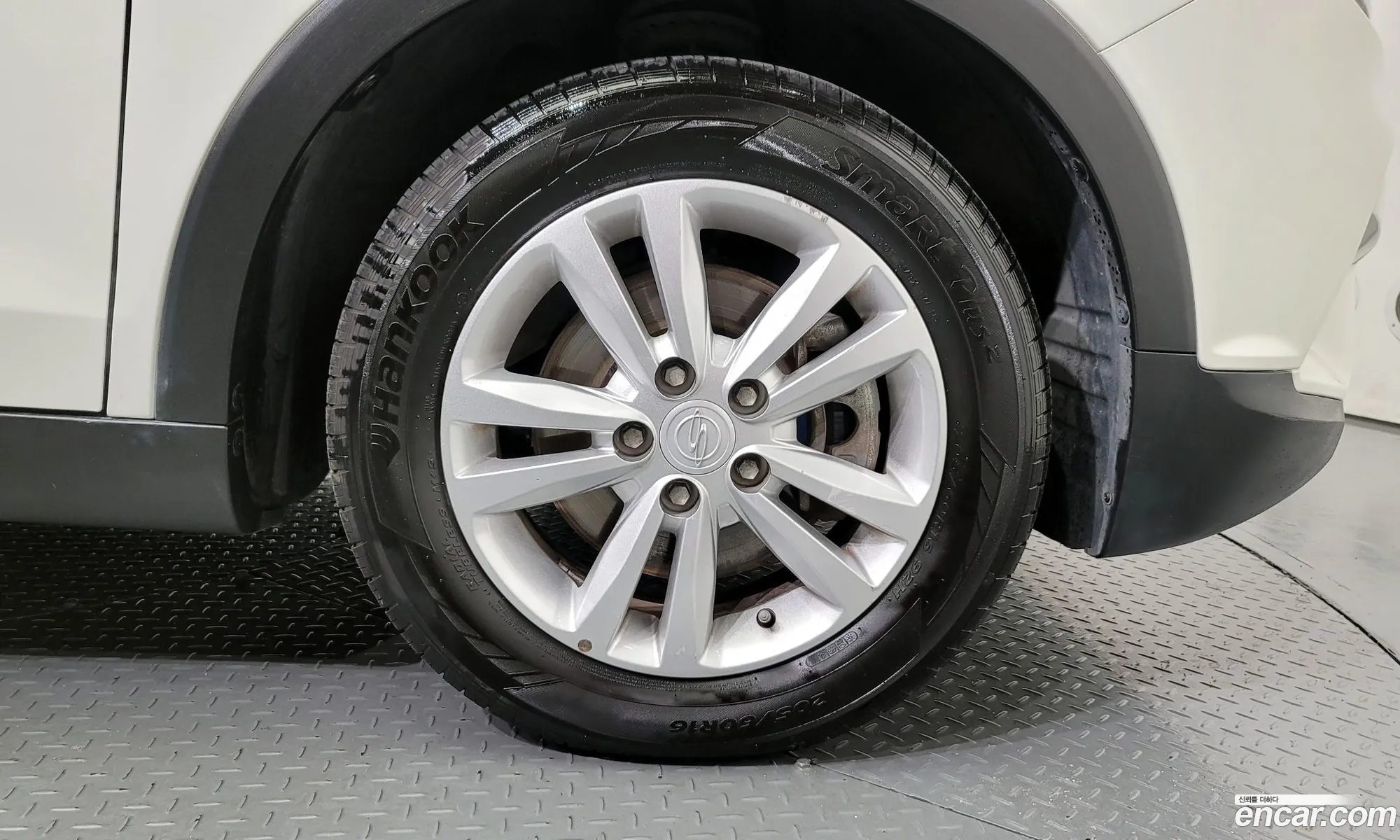 Kg Mobility Ssangyong Tivoli Diesel Tx 2Wd - фотография 7006160