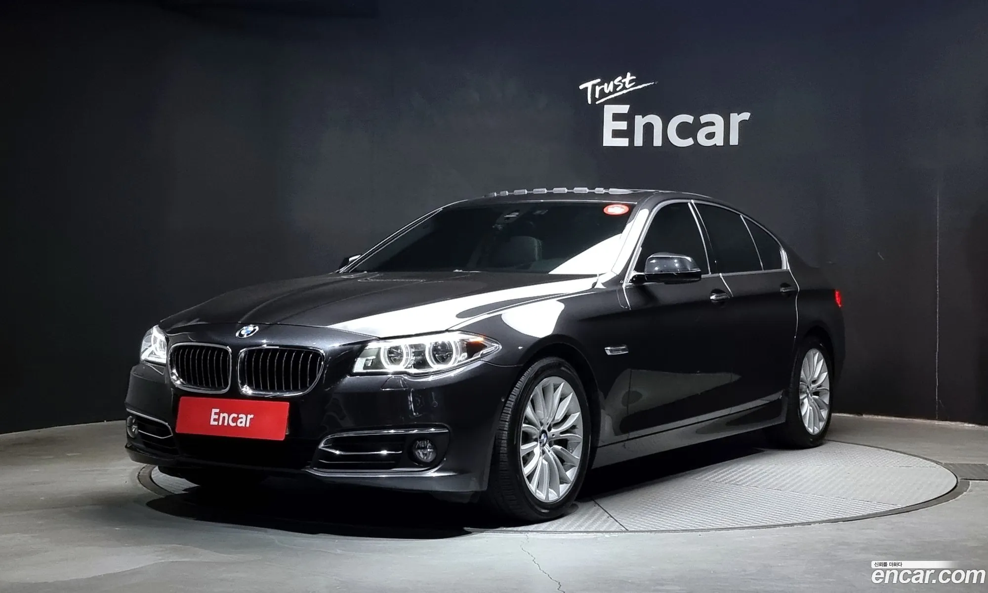 BMW 5 Series F10 528I Luxury Plus - фотография 13503426
