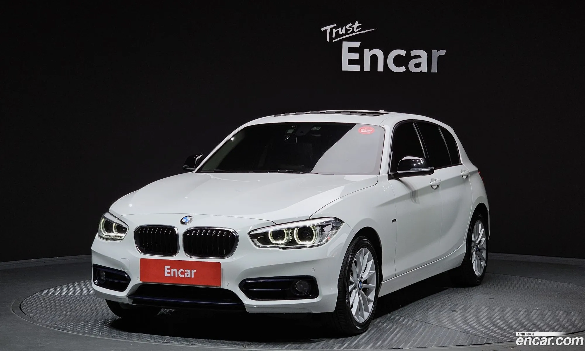 BMW 1 Series F20 118D Sports 5-Door - фотография 13799428