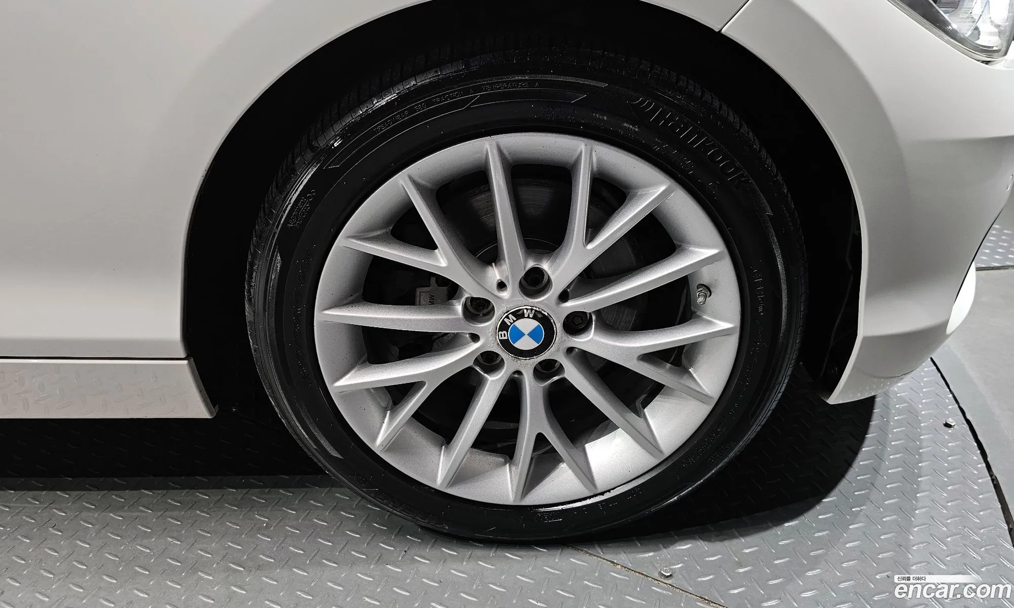BMW 1 Series F20 118D Sports 5-Door - фотография 13799432